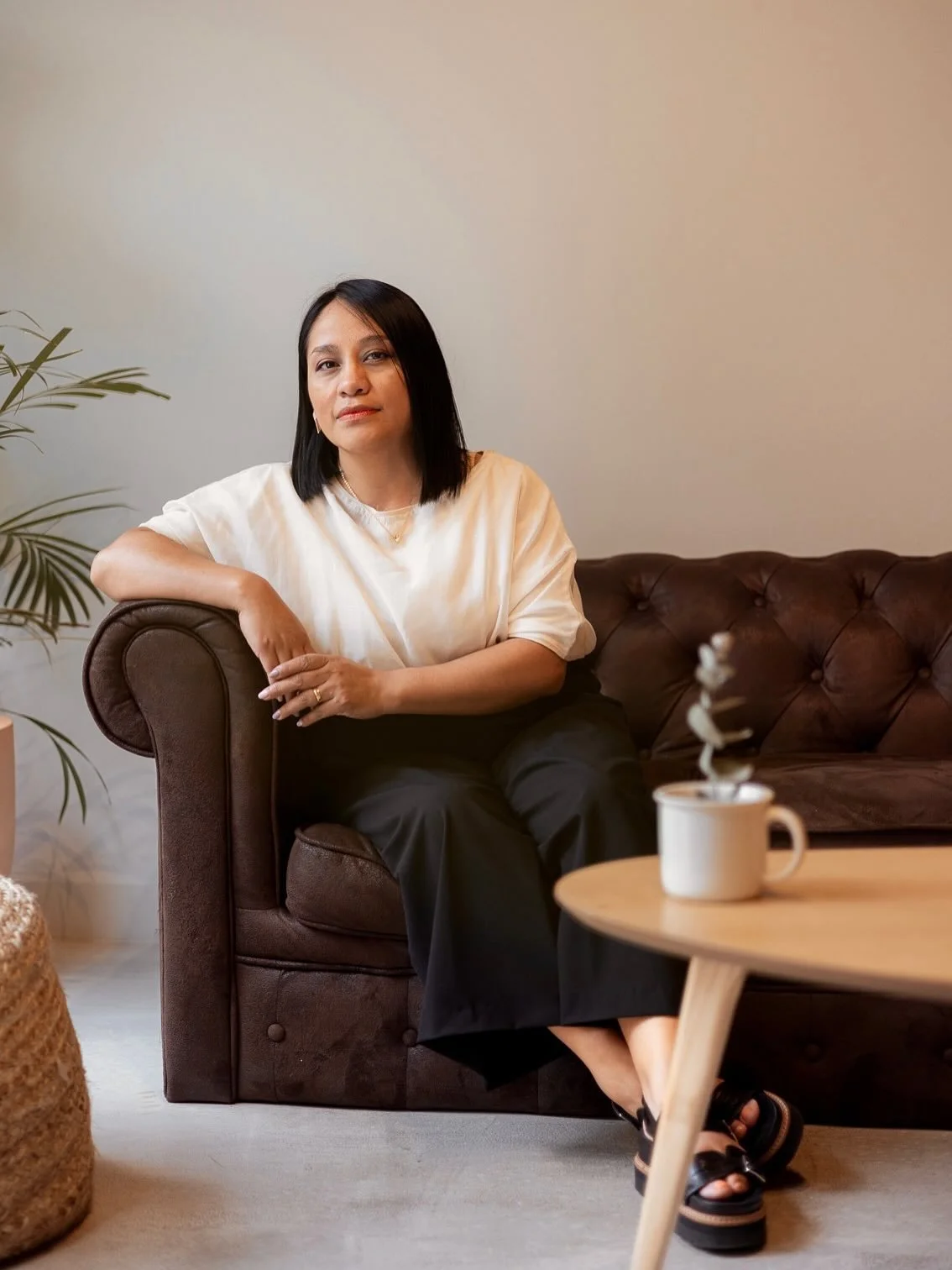 ✨ Cada vez m&aacute;s personas me piden retratos para LinkedIn y redes sociales, y me encanta hacerlos de una forma que no proyecte rigidez.

En esta sesi&oacute;n con Alicia, quise mostrar su lado profesional&hellip; sin perder esa frescura, calidez
