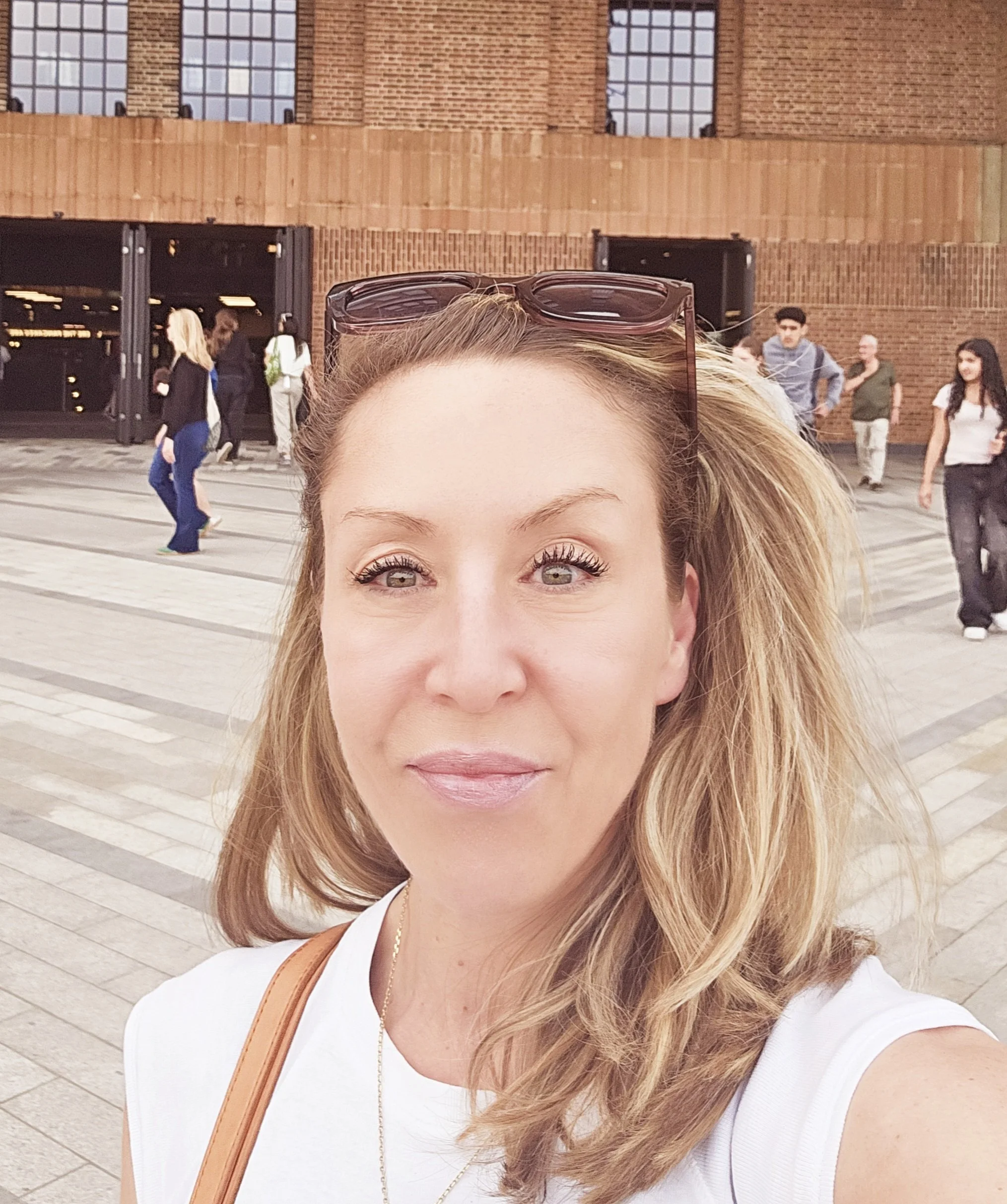 Bee Browning | High Performance Coach & Founder of THREE SIXTY