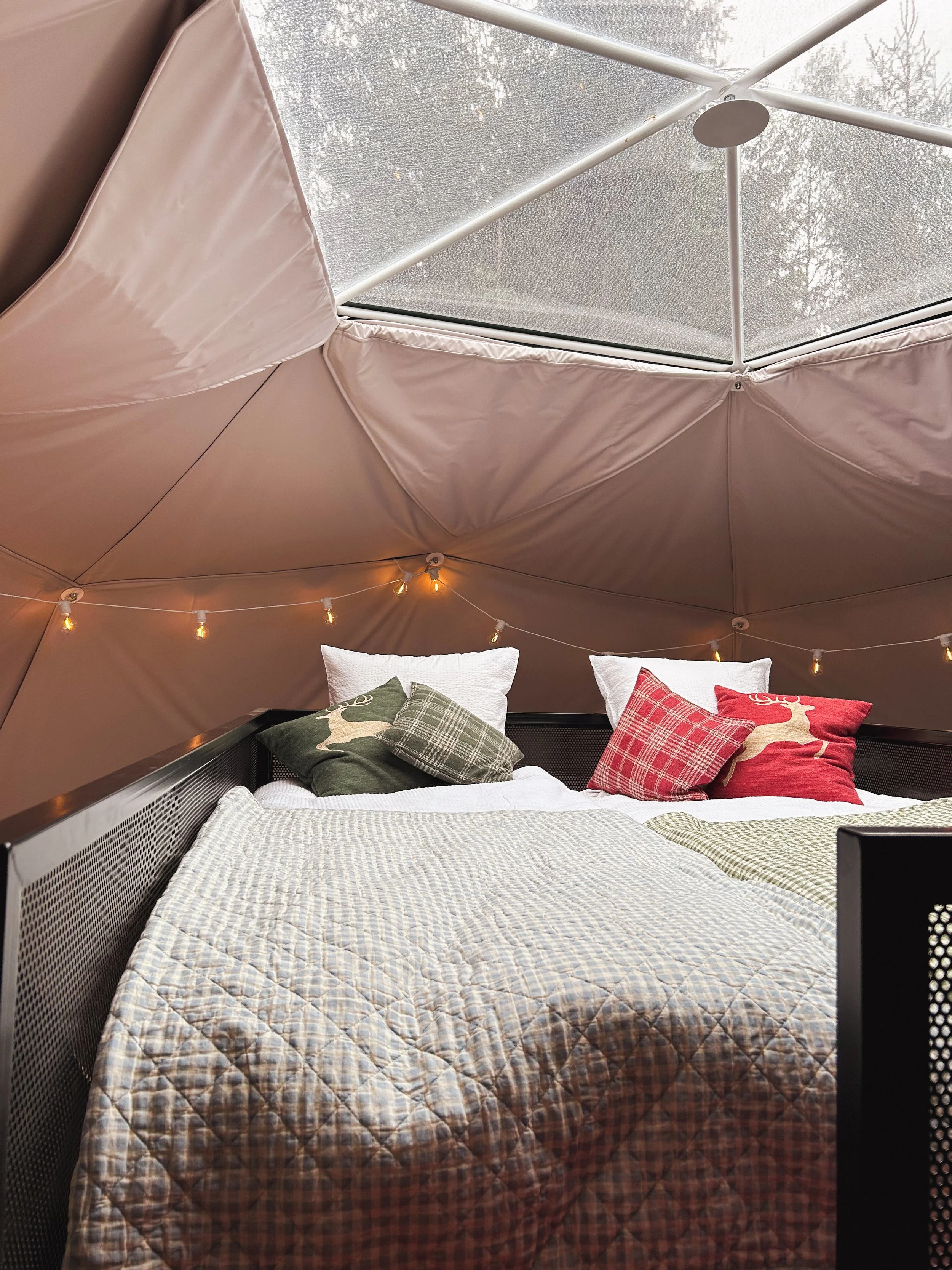 Cozy loft bed in your Belgian glamping retreat - perfect for kids or extra guests