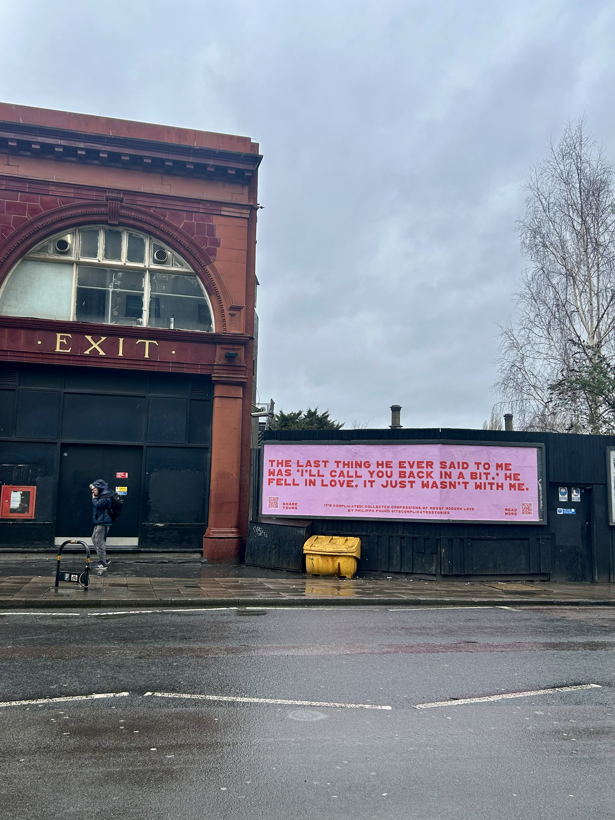 He Fell in Love, Caledonian Road Station