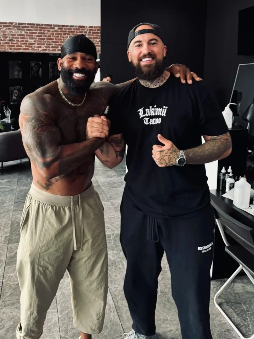 Tattoo artist Patrick Fumfar (PATS.INK) alongside wildlife influencer The Real Tarzann during a personal meeting.