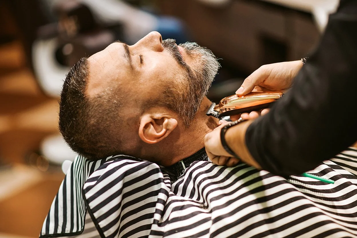 El mejor estilo para tu barba y cabello, con lujo y relax