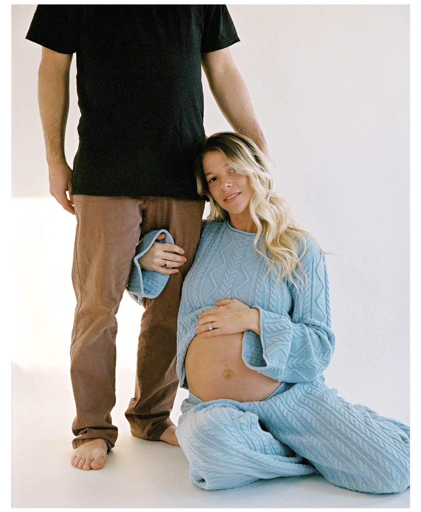 the sweetest photos for the sweetest new parents 🩶 love you guys!