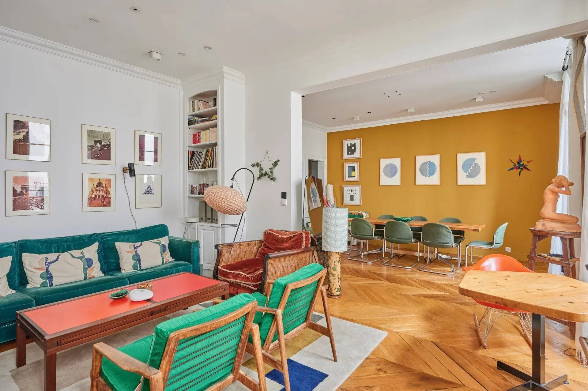 Aménagement d'un appartement rue de Verneuil, Paris 7ème / 2021