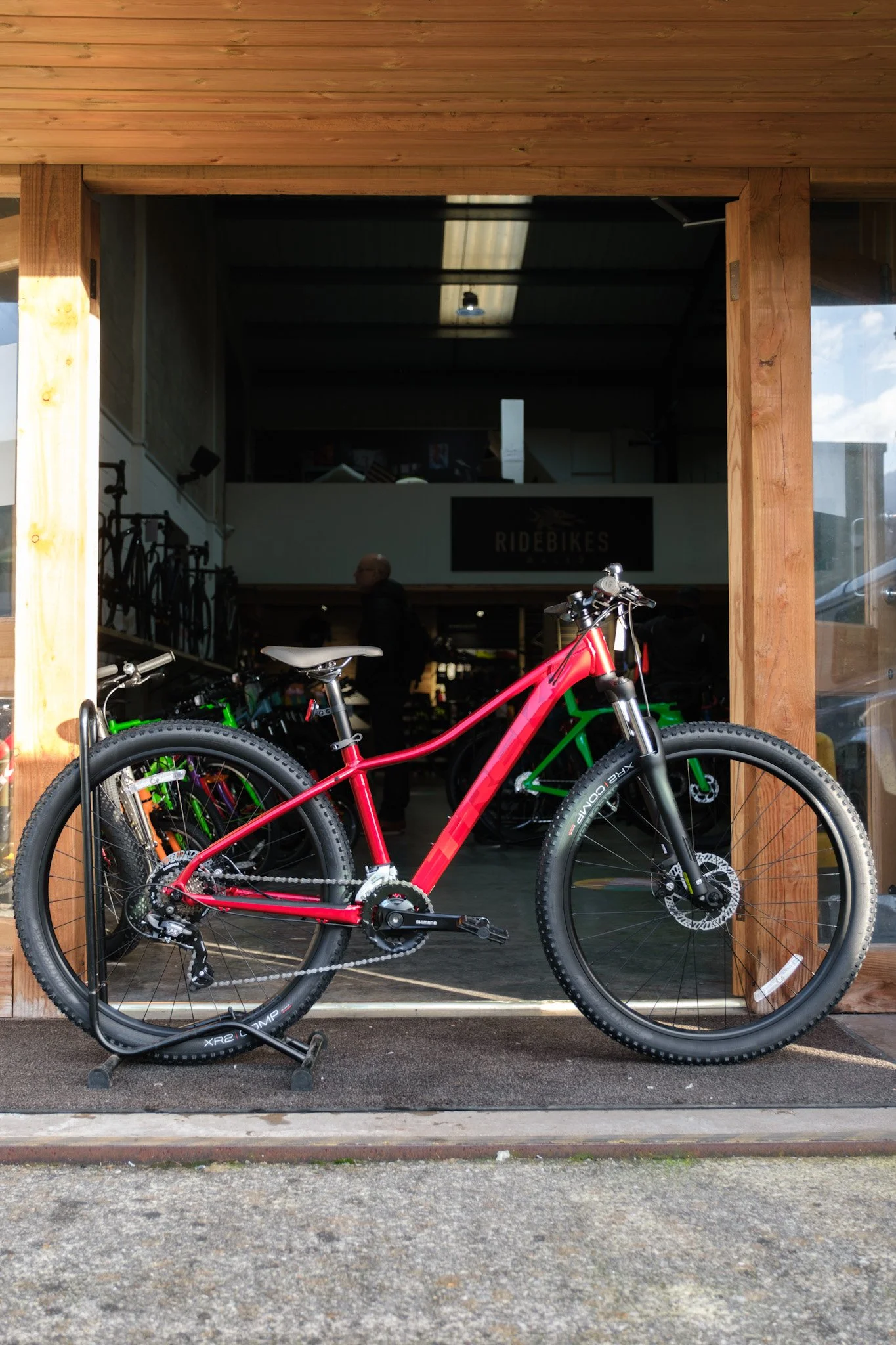 Trek Bikes Dual Sport Hybrid Women's Blue — Ride Bikes Wales