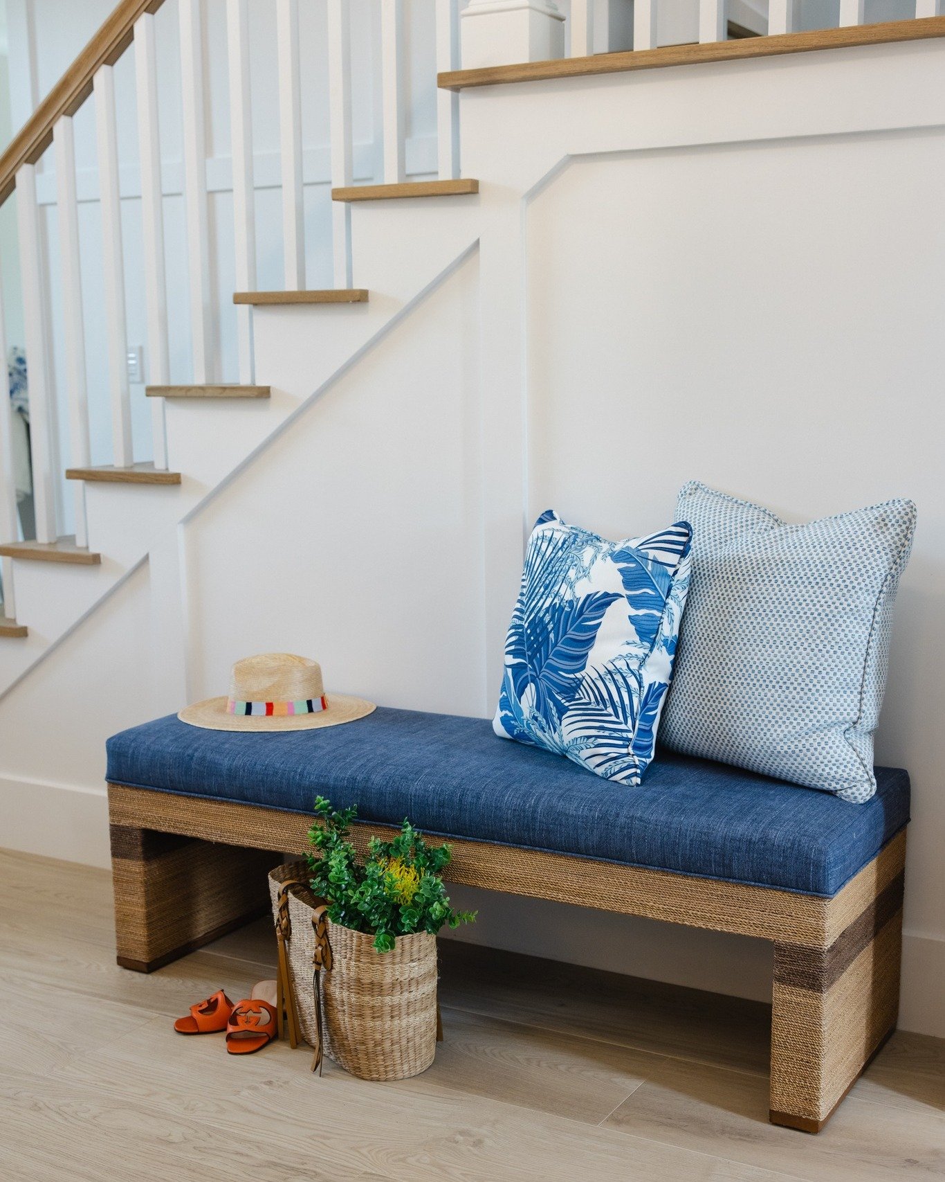 Welcome inside! 🌊 This newly designed entryway is brimming with coastal charm and practicality, making every entrance memorable. Remember, your entryway sets the tone for your home&mdash;it's a space you simply can't ignore. 

#HomeDesign #EntrywayI
