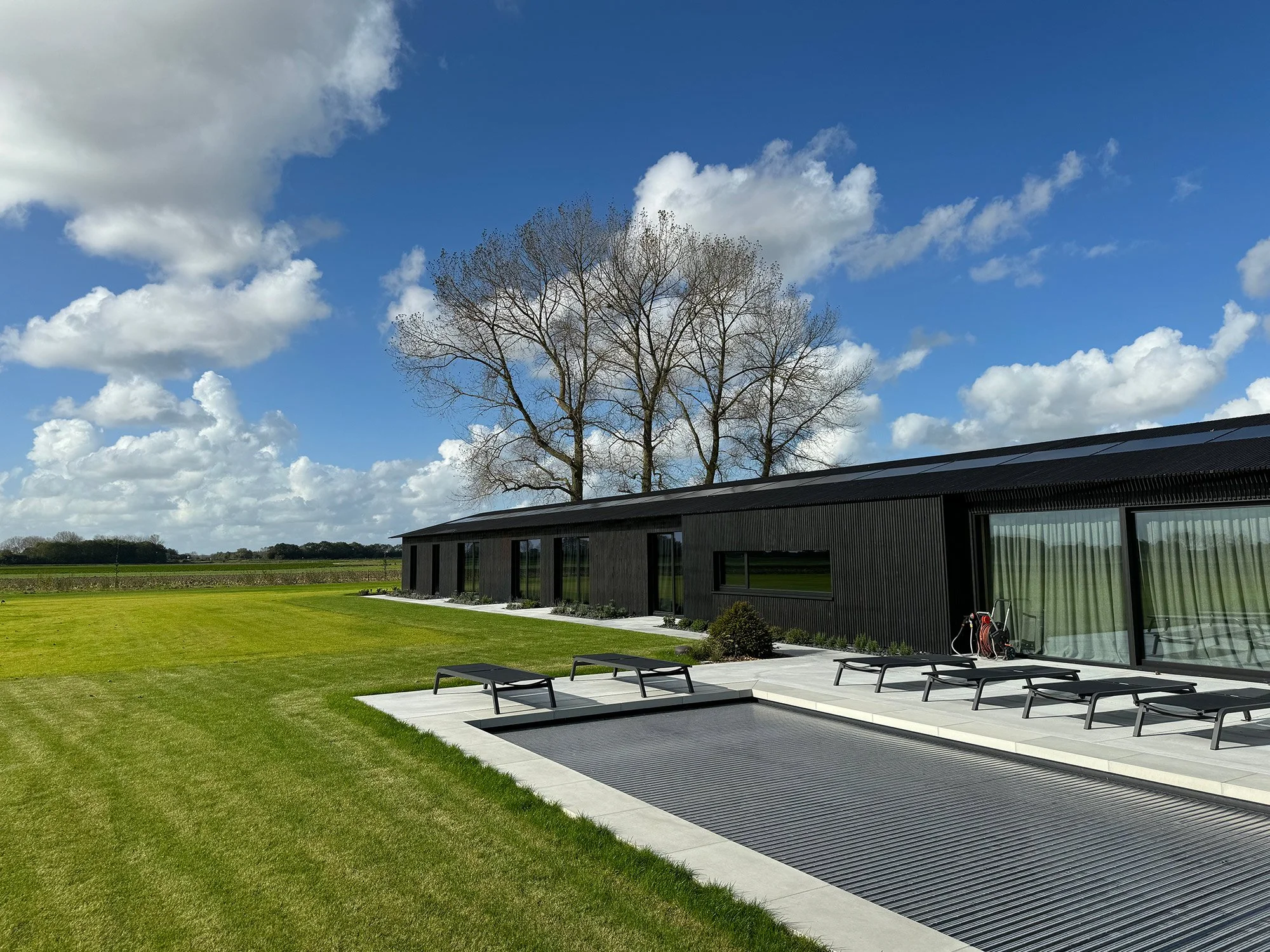 huis-te huur-retranchement-zijzicht.jpg