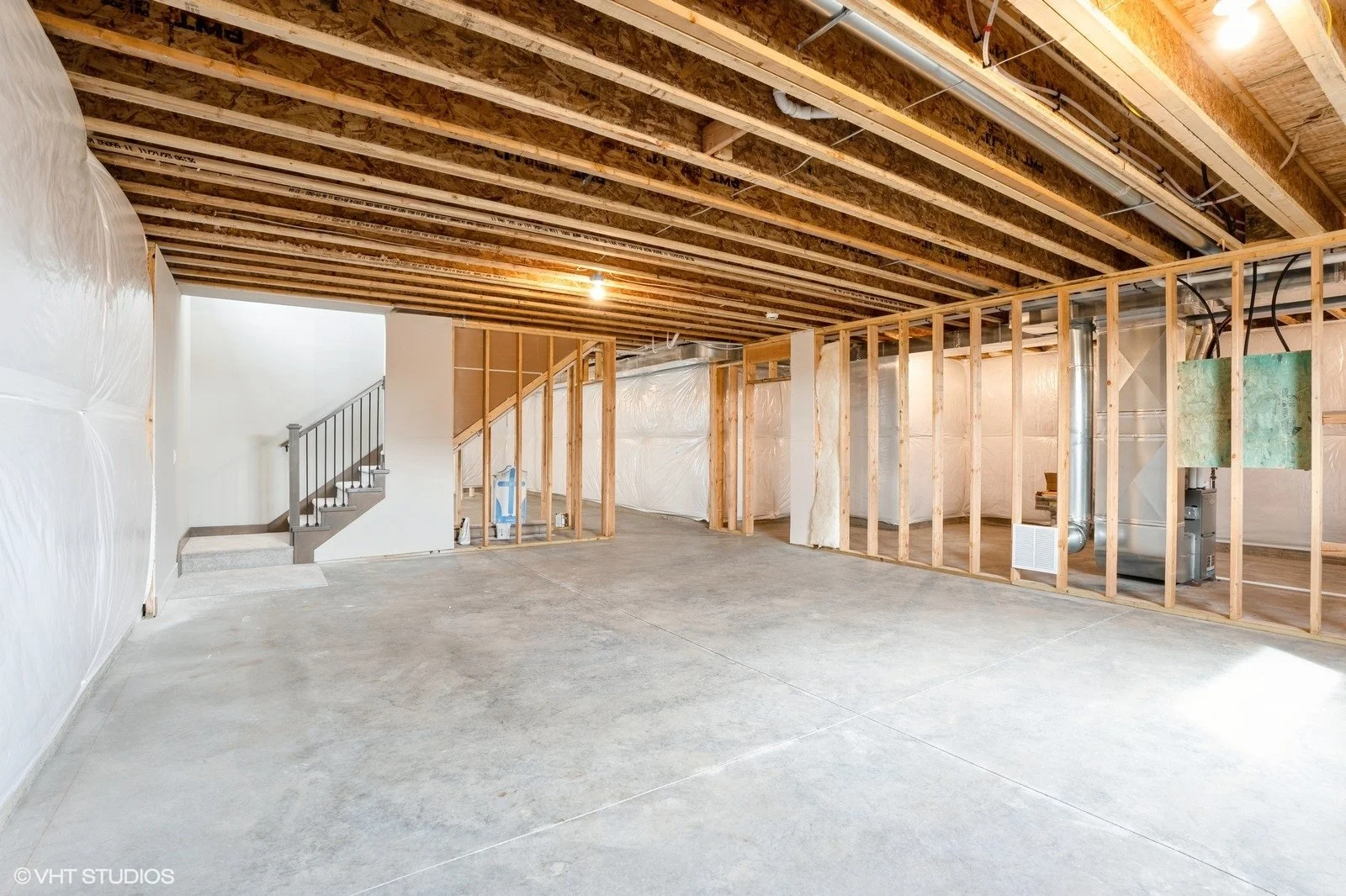23_280NWAshleyAve_2023_Large.jpg