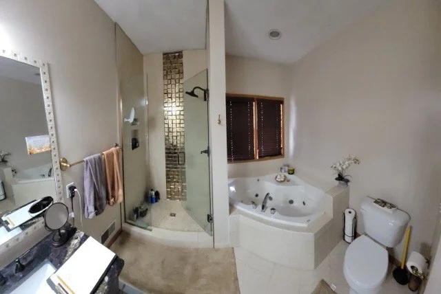 Walk-in-bath_125436 .jpeg