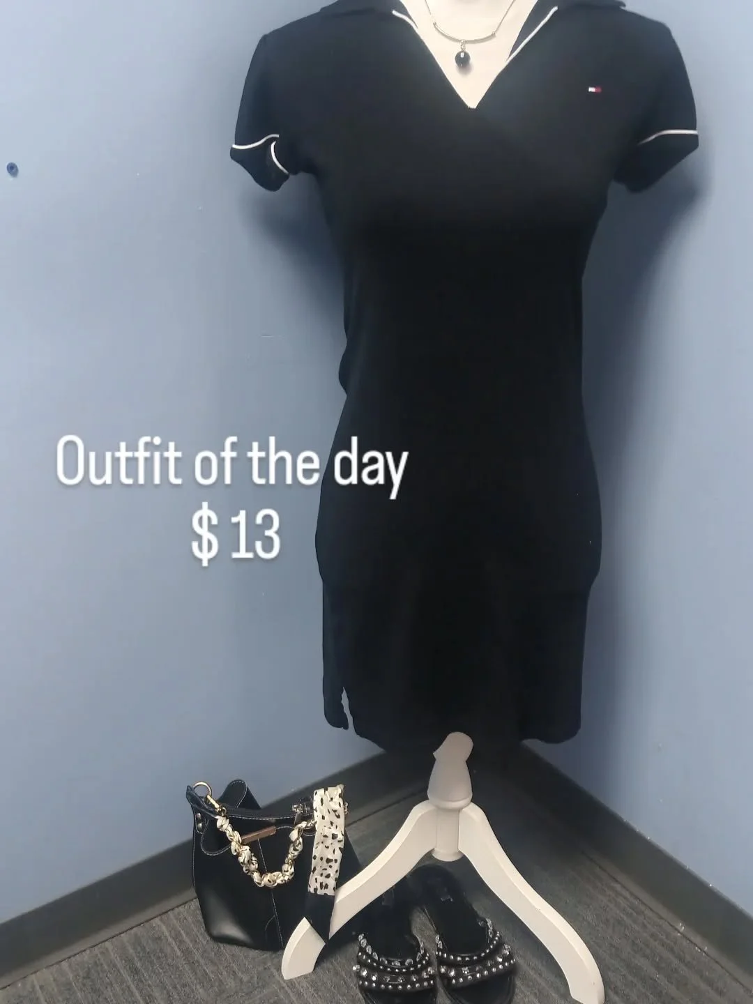 #ywcaisonamission 
#ywcacareeramdfashionboutique 
#outfıtinspiration 
#outfitoftheday❤️ 
Tommy Hilfiger dress size S $5
Necklace $2
Purse $3
Sandals size 8 1/2 $3 
*ALL proceeds go back into our programs