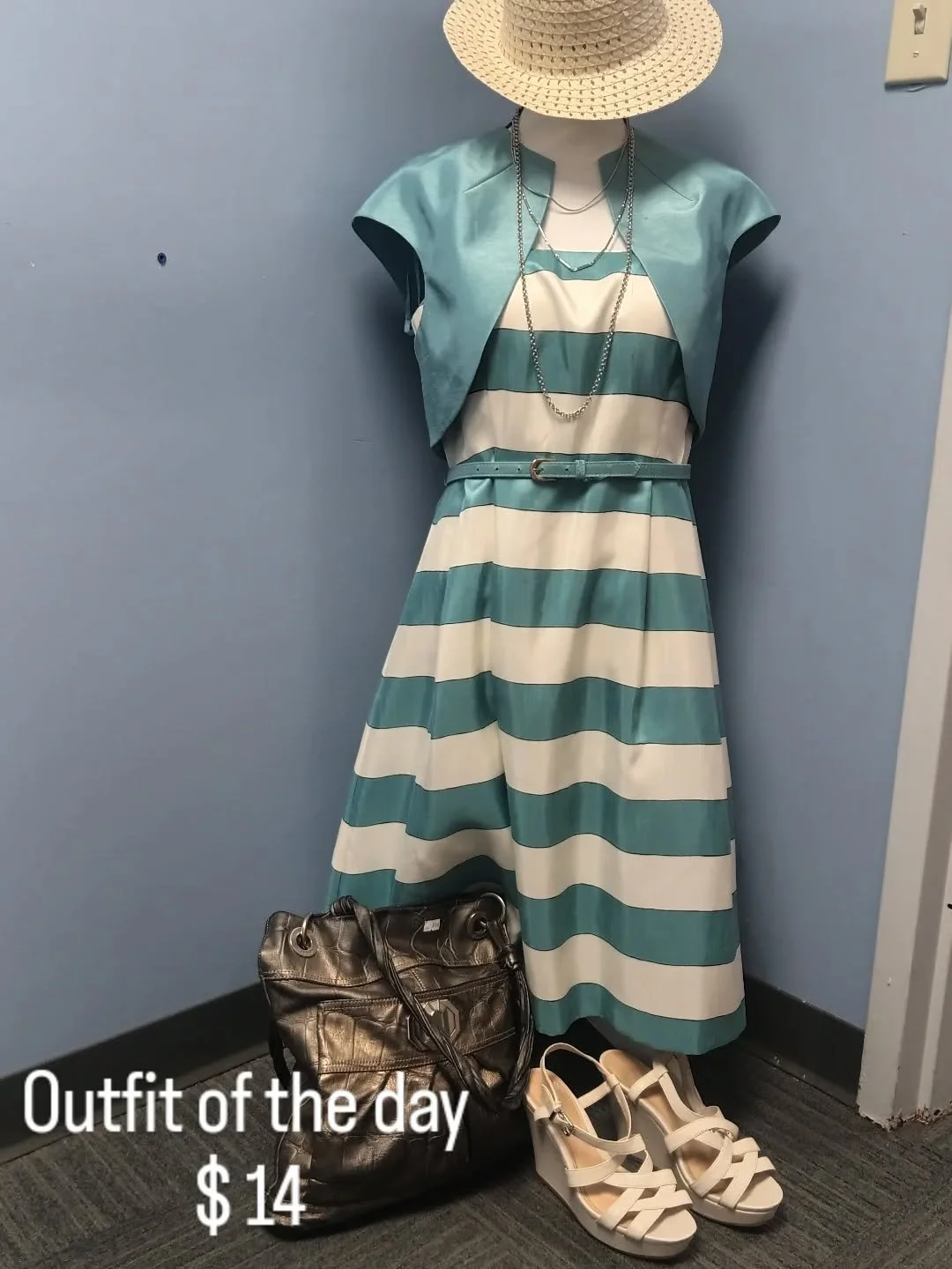 #ywcaisonamission 
#ywcacareeramdfashionboutique 
#outﬁtoftheday 
Dress size 10 $3
Wedge sandals size 7 $3
Purse $3
Hat $2
Necklace $3 
Total for the whole look just $14
*ALL proceeds go right back into our programs