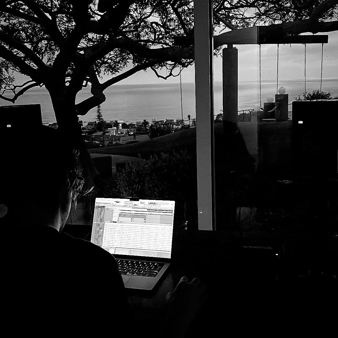 All snippets from me &amp; @avantgarde.mp3 session yesterday 

comment favorite and fix my instagram engagement 😭

#beats #musicproducer #flstudio