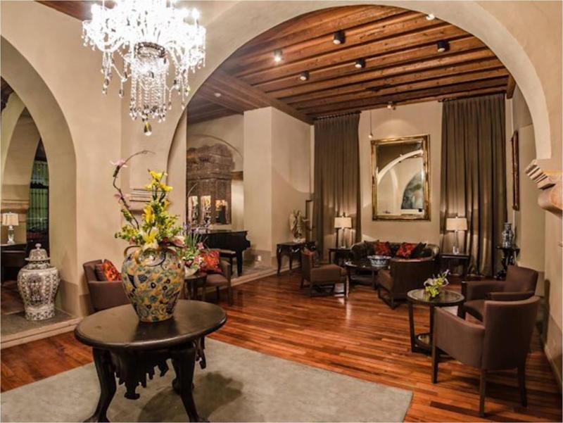 Lobby Quinta Real.jpg