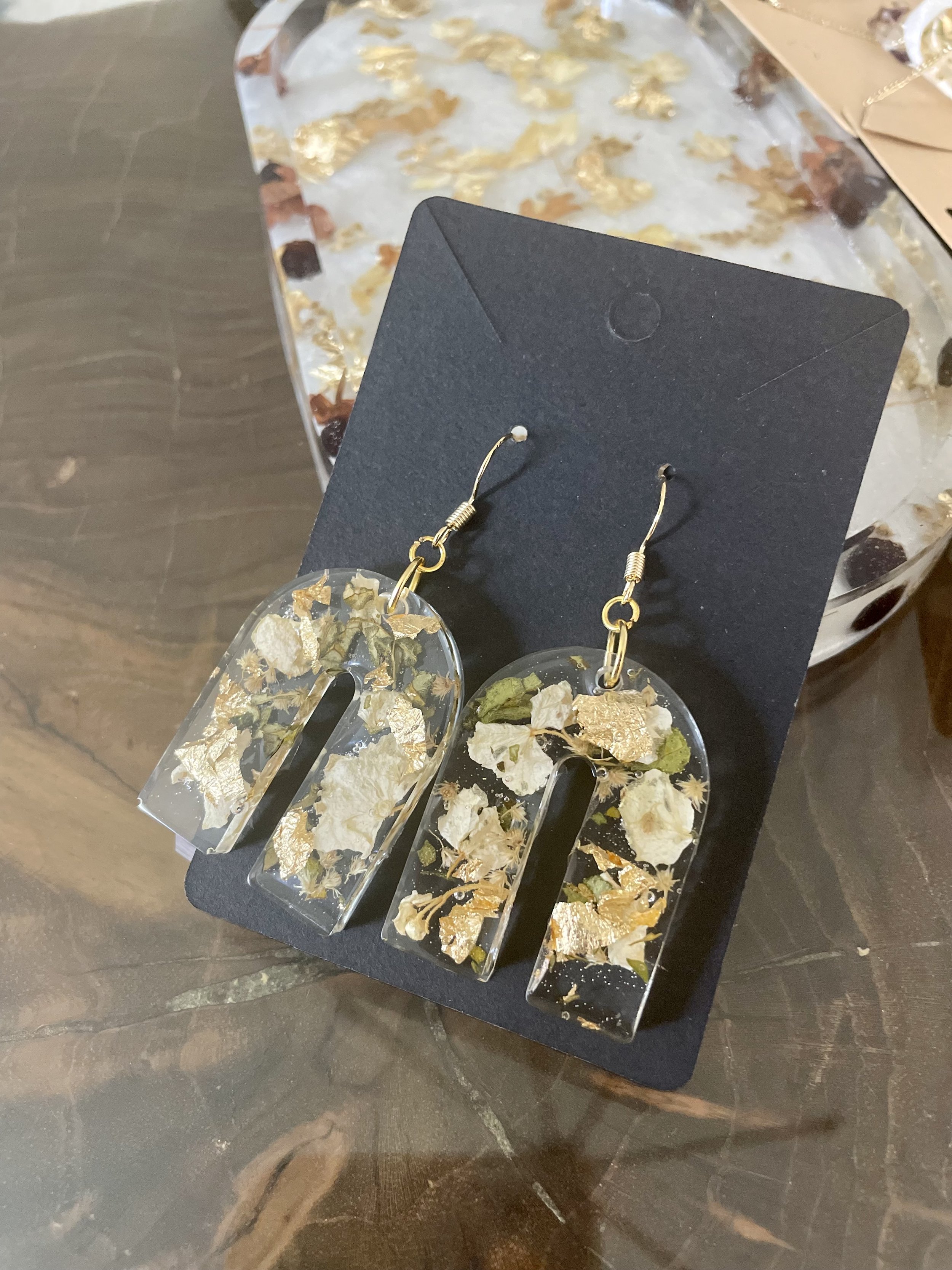 Botanical Upside Down U-Shape Earring