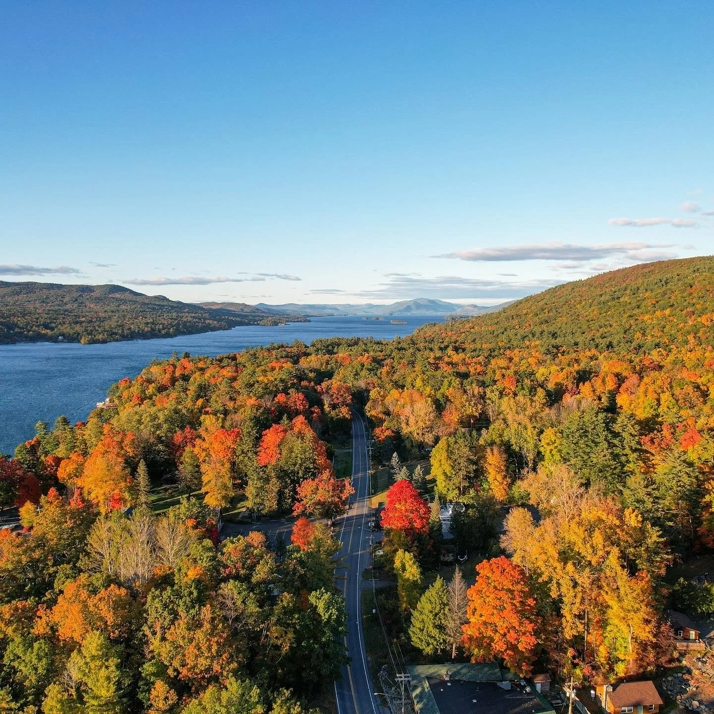 Lake George ,NY 🍁🌲 #fall #fallfoliage #dronephotography #lakegeorge #adirondacks #dji #autumn