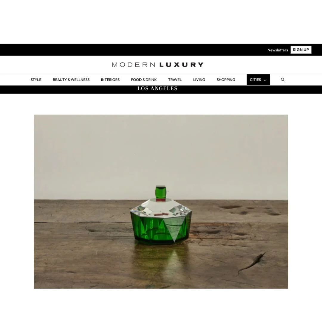 @modernluxury 

#pr #publicrelations #fashionpr #press