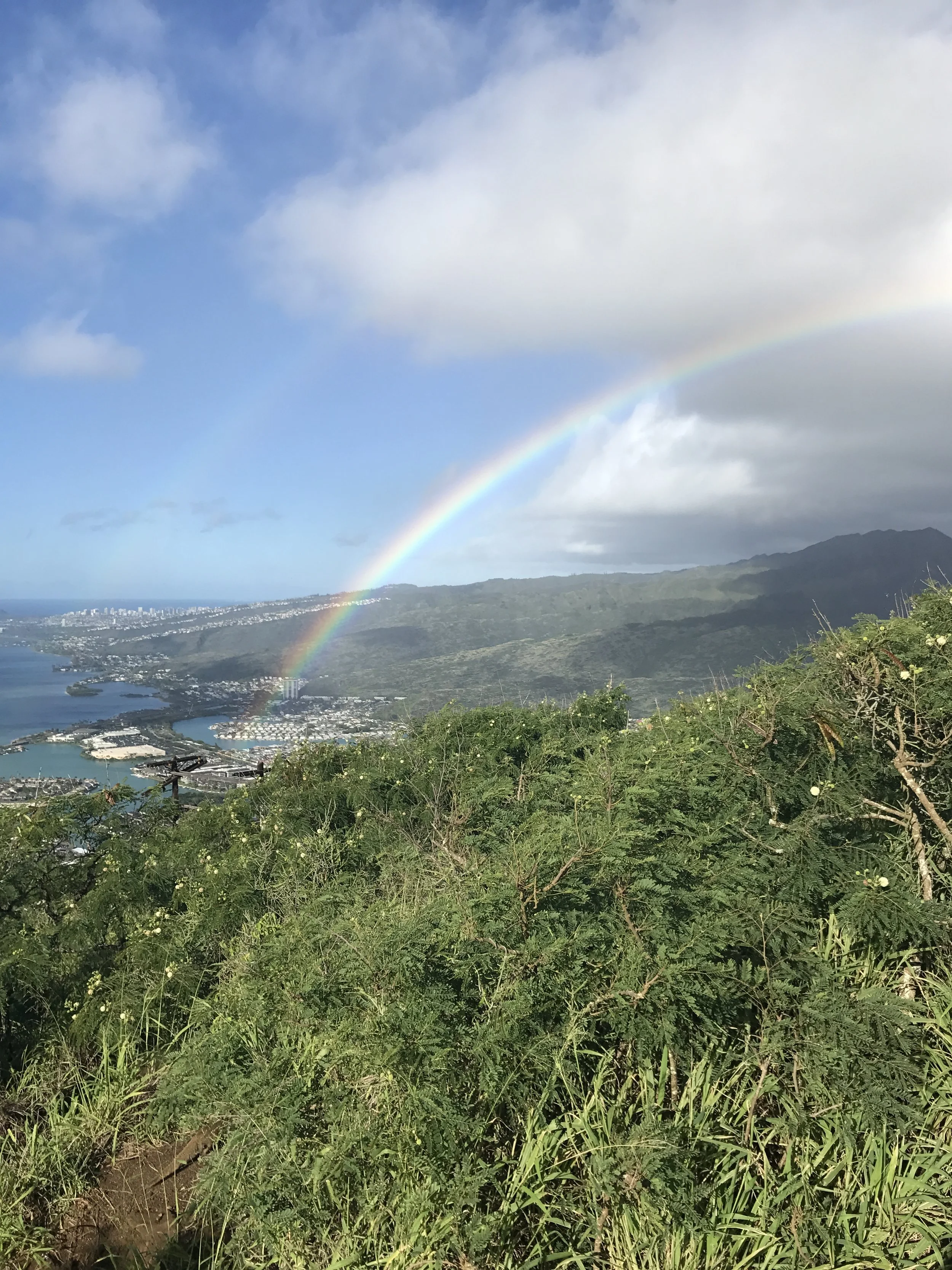 Oahu-Rainbow over Island-Hike.JPG