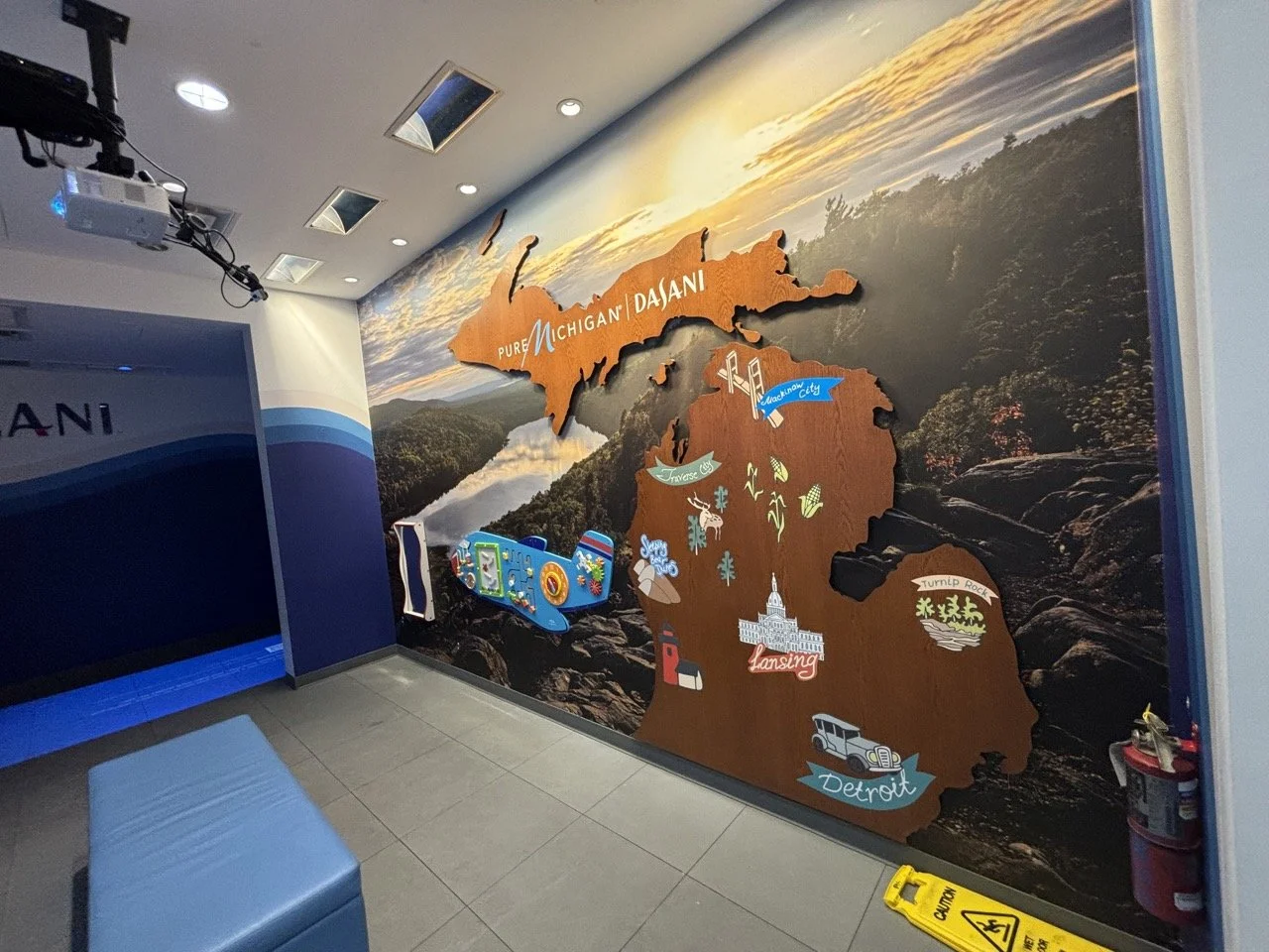 DTW Detroit Airport Dasani Playgate Kids Area State Map.jpeg