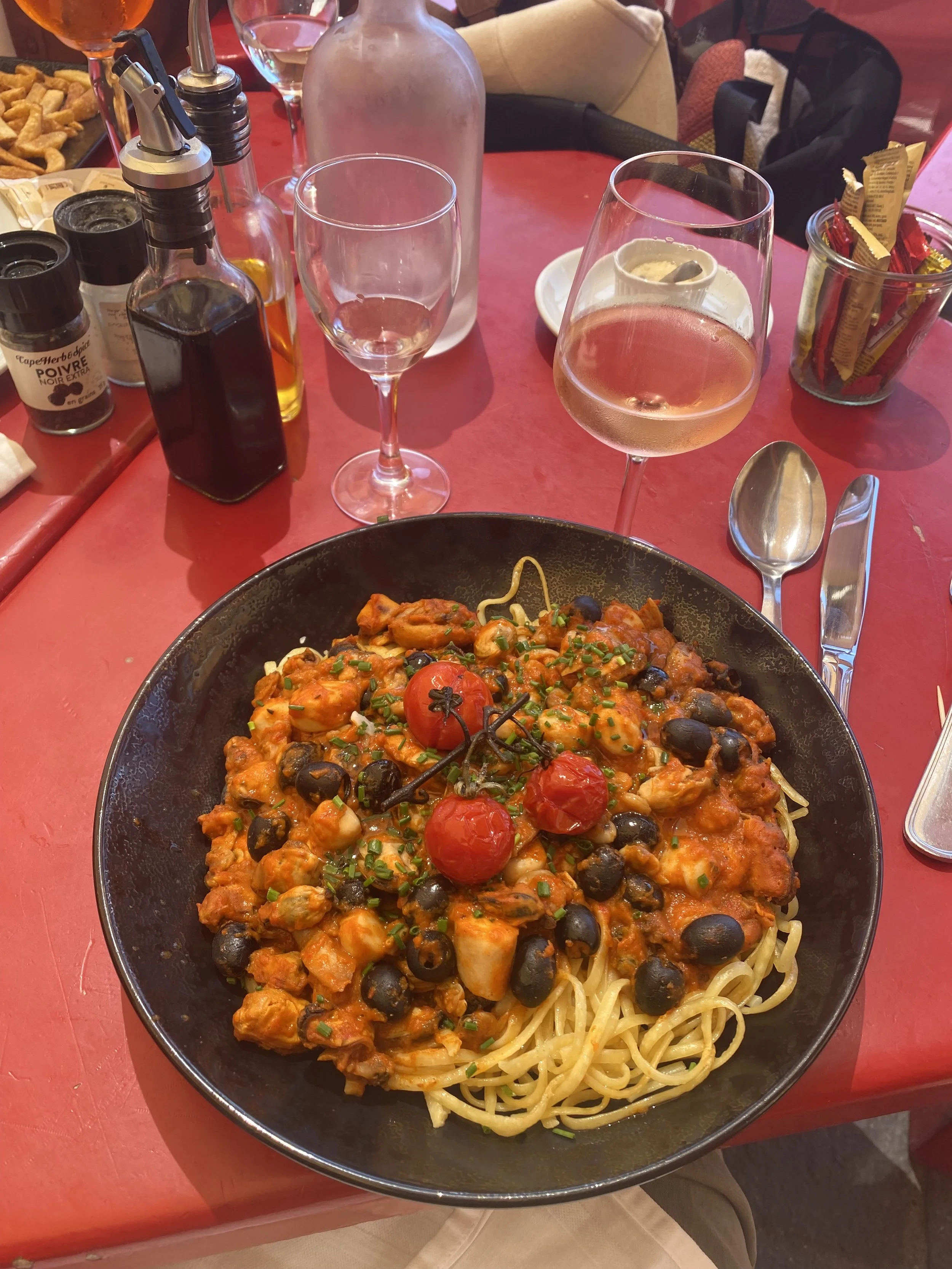 France-Cassis Dining by the water.jpeg