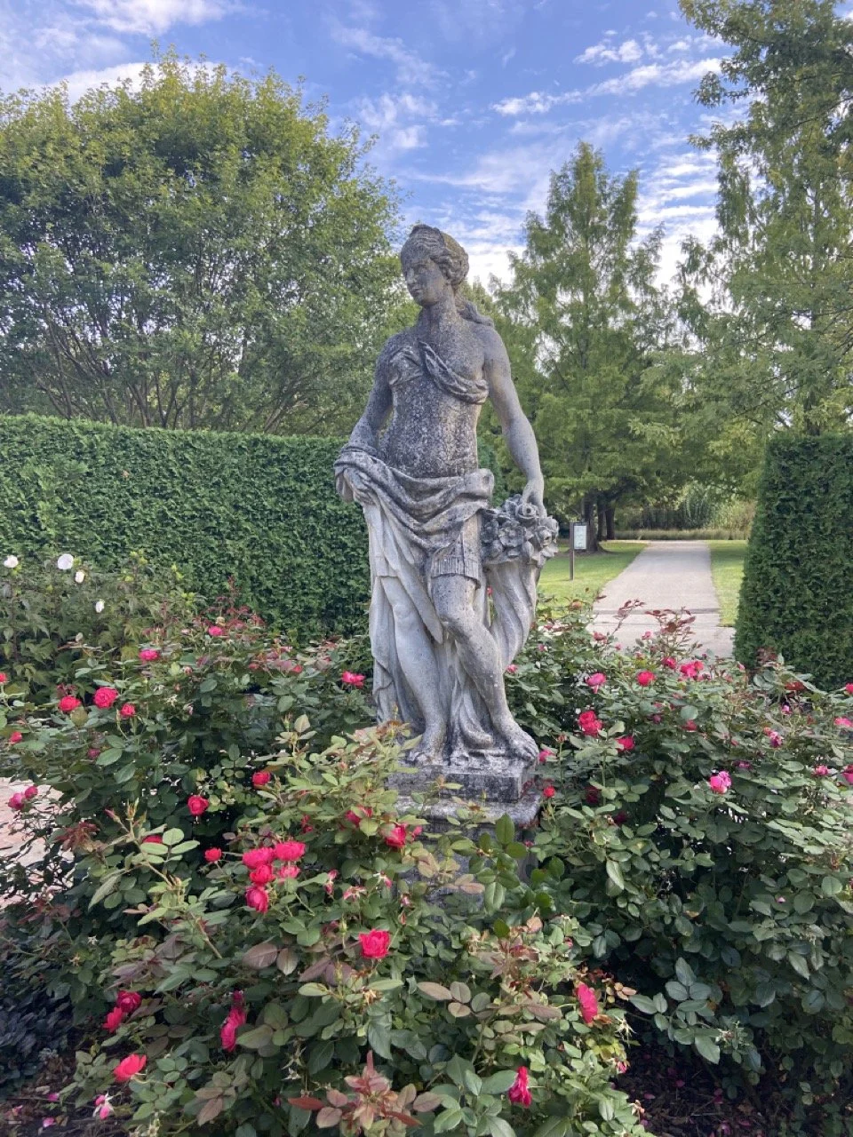 Toledo Botanical Garden Statue Ohio.jpeg