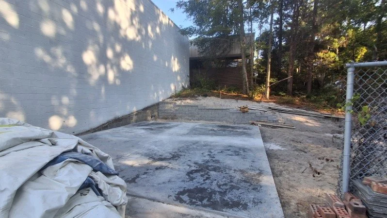 slab and retaining wall.jpg
