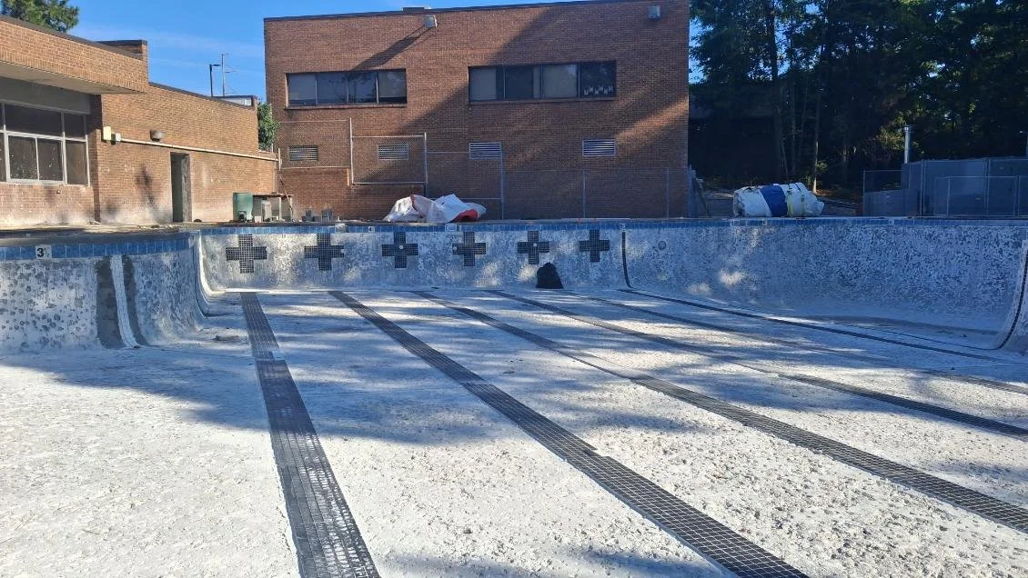 pool lane line tile.jpg