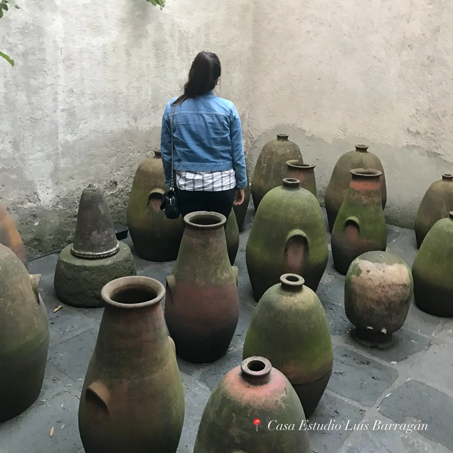 2016 throwback!! I call it my foundation year.

Third year of Interior Architecture at UNLV, some days spent hiking Red Rock to reset, others wandering museums in CDMX (my hometown), returning two to four times a year to visit my family, eat lots, st