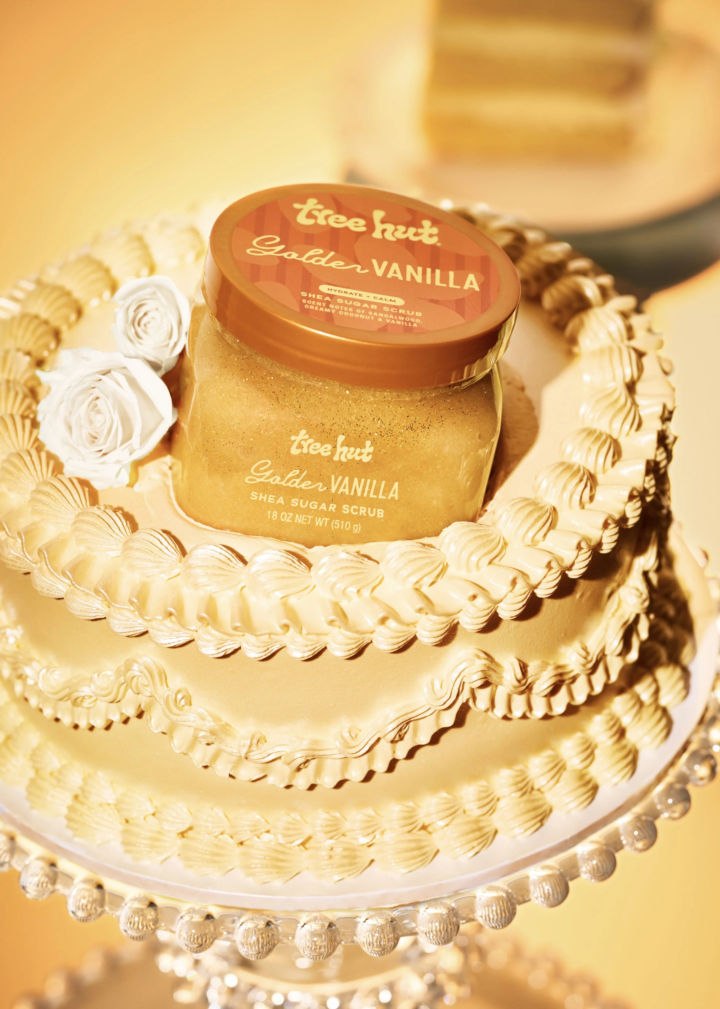 TreeHut_CoreRebrand_GoldenVanilla_SheaSugarScrub_Ingredient_0013_5x7.jpg
