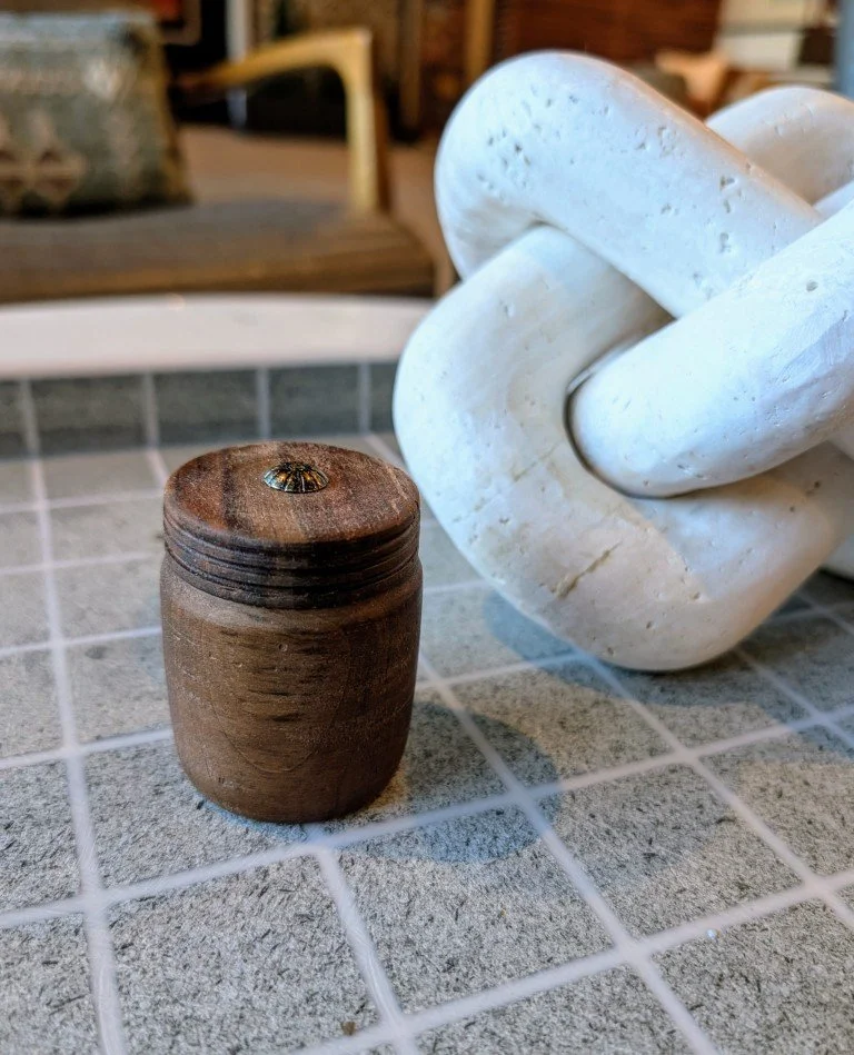 Wood Container Lidded (5) (Medium).jpg