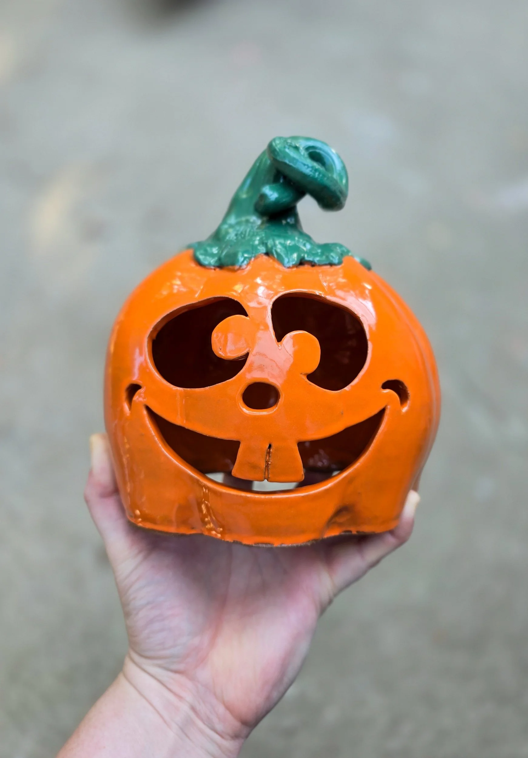 Orange Jack-o'-lantern