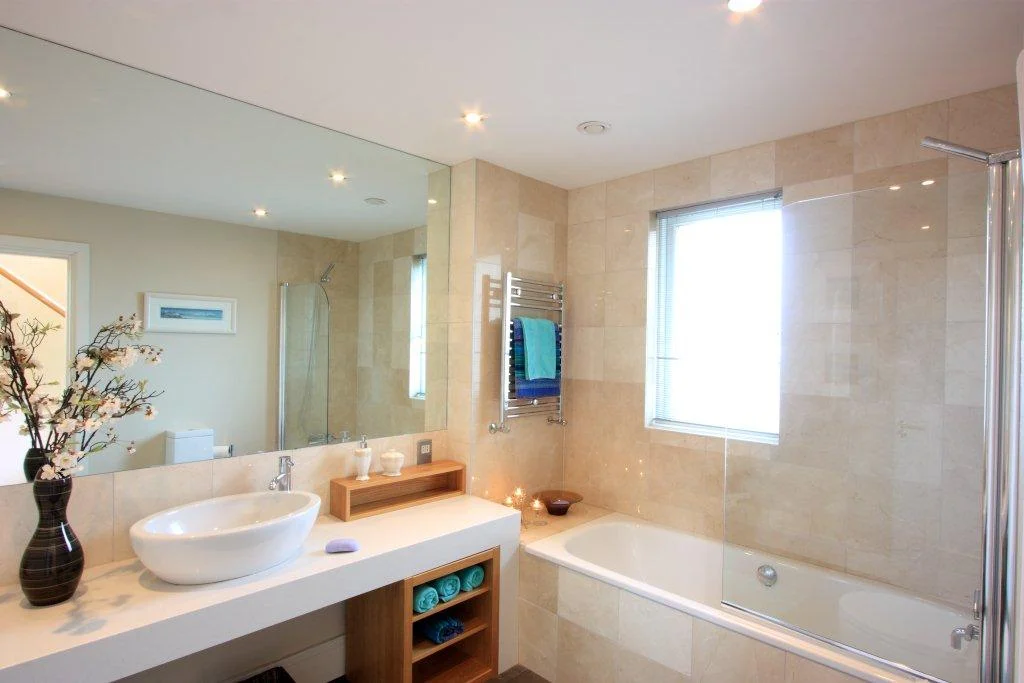 Kenmare-Luxury-Golf-Retreat-Bathroom.jpg