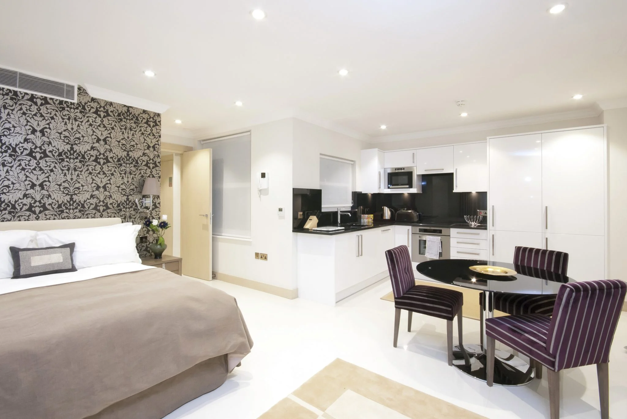 Claverly Ct. Serviced Apartments