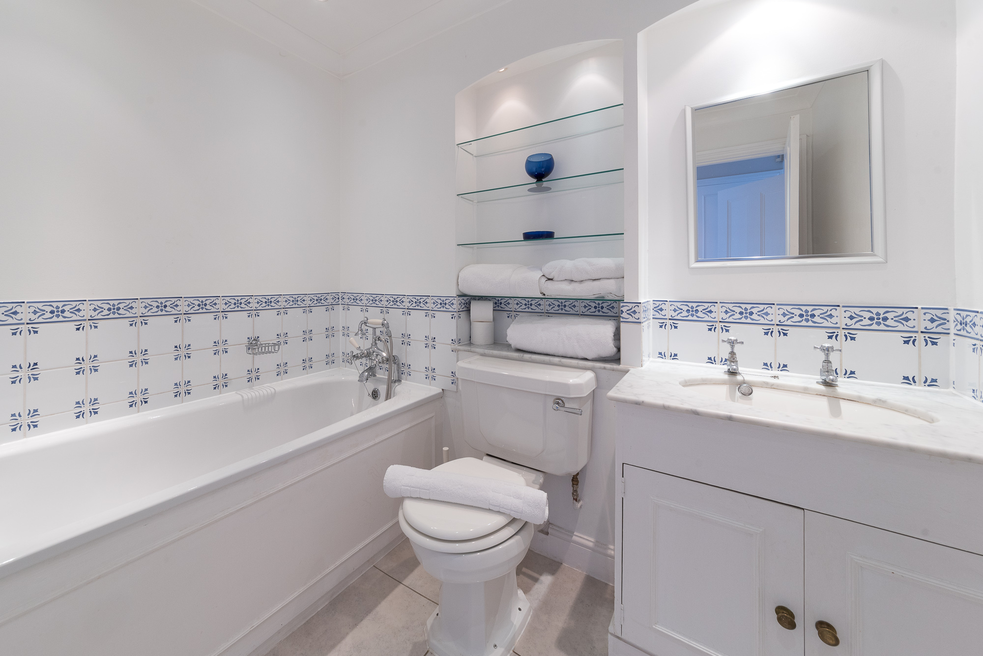 Palace Gardens Terrace-19.jpg