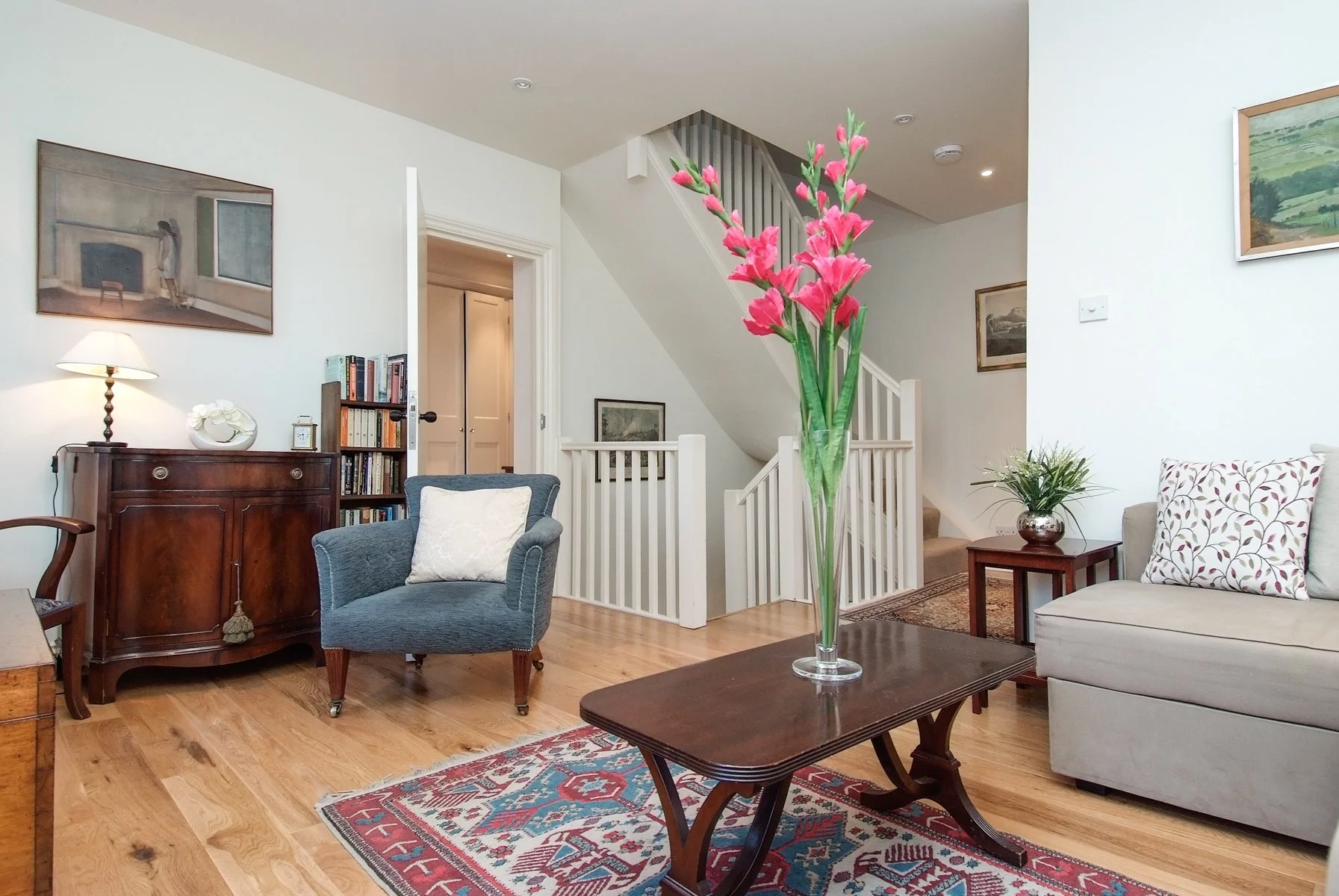 Saint George's Square Mews 81-006-6.jpg