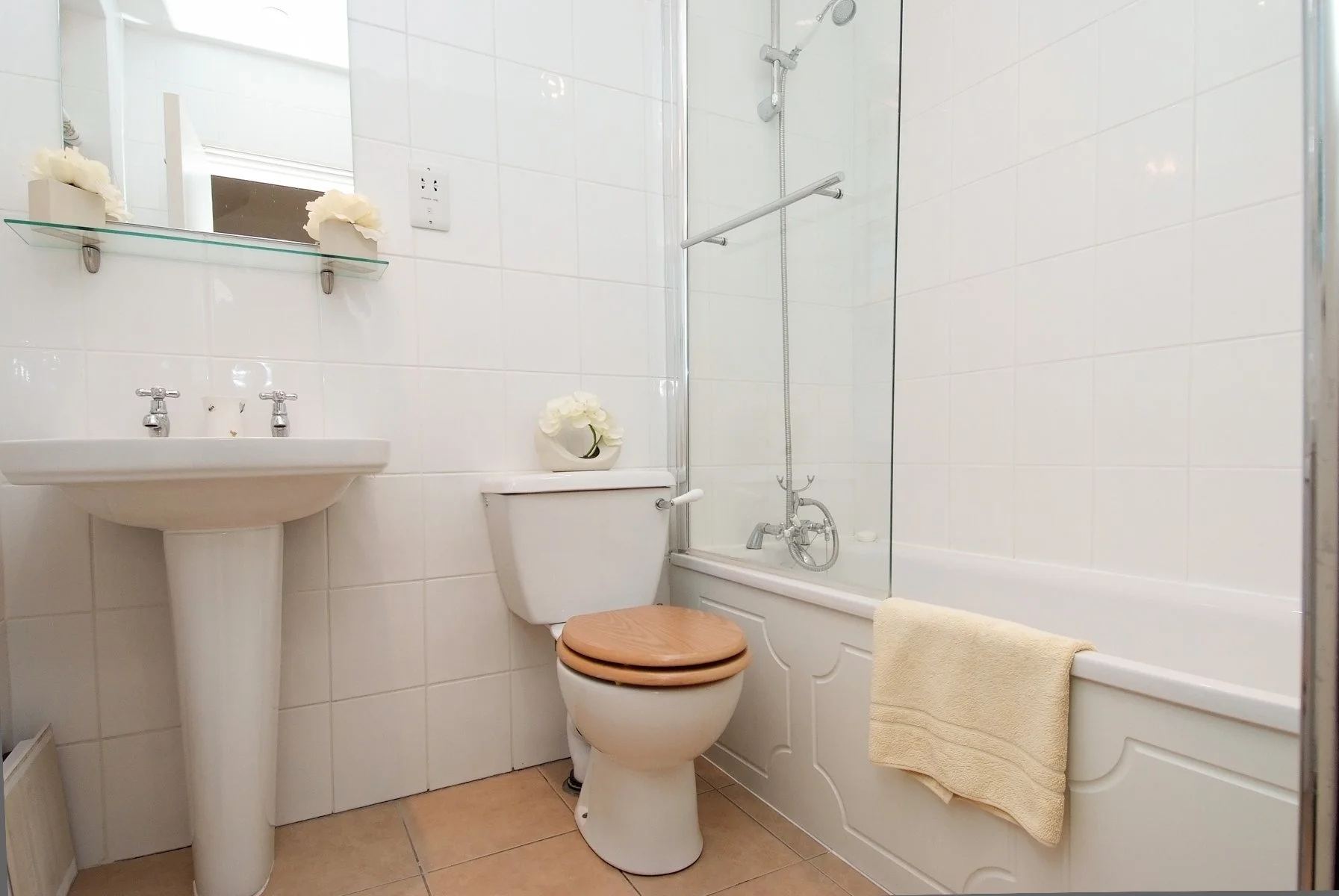 Saint George's Square Mews 81-007-7.jpg