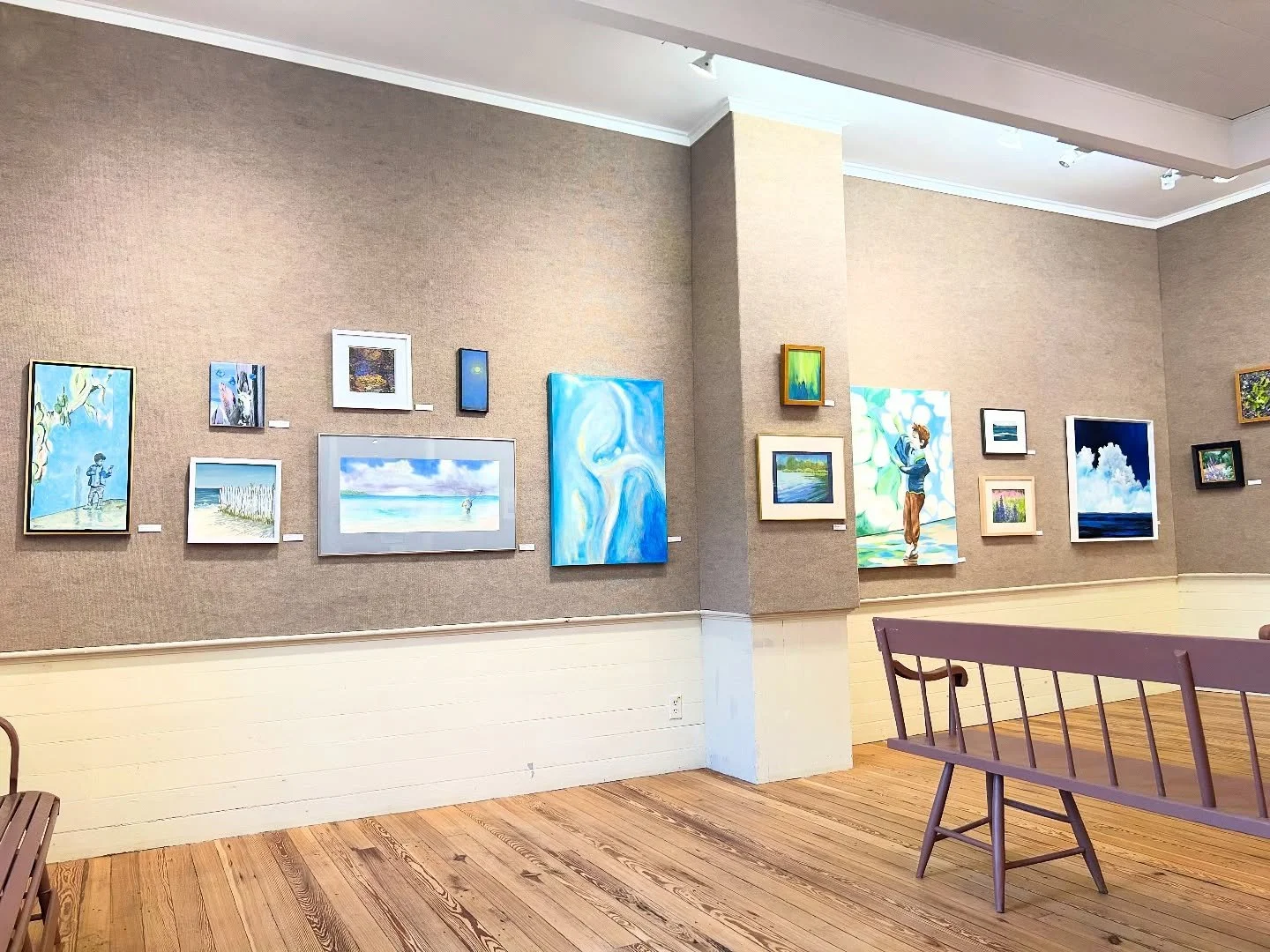 Final week of EAA&rsquo;s Elected Artists show! Gallery hours are 1 to 5 pm - open today, and final days are Wednesday through Sunday. Check it out at 10 North Main Street in Essex!

🖼️🎨🌟
@essexartassociation