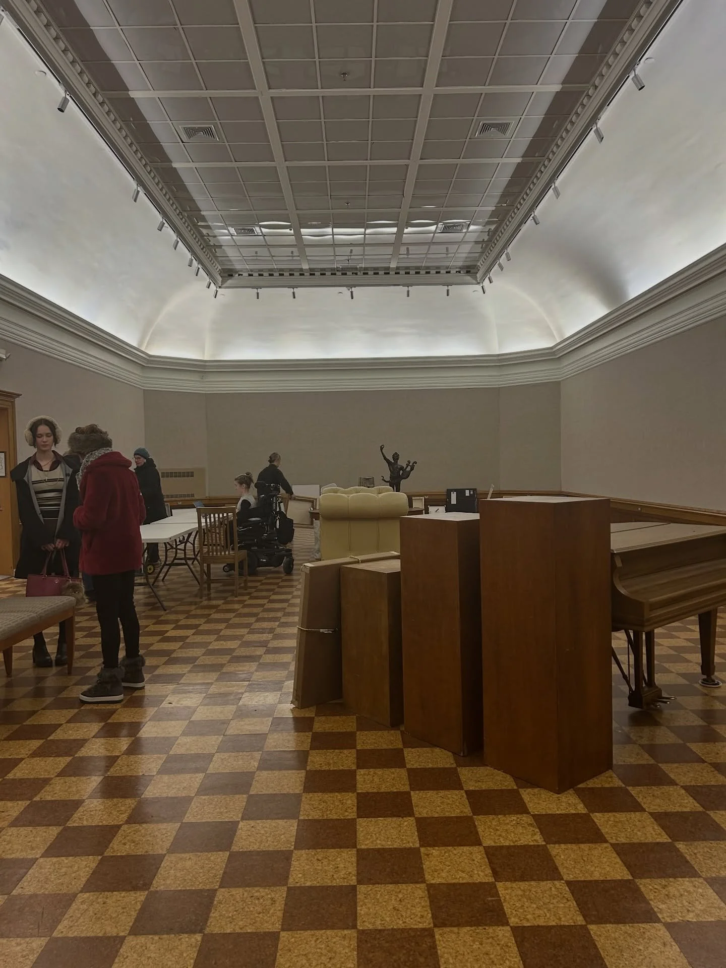 First time at the Hoxie gallery - dropping off for the CAFA show! A beautiful winter day in Westerly. 

@ctacademyart #hoxiegallery #ctartists #artexhibition