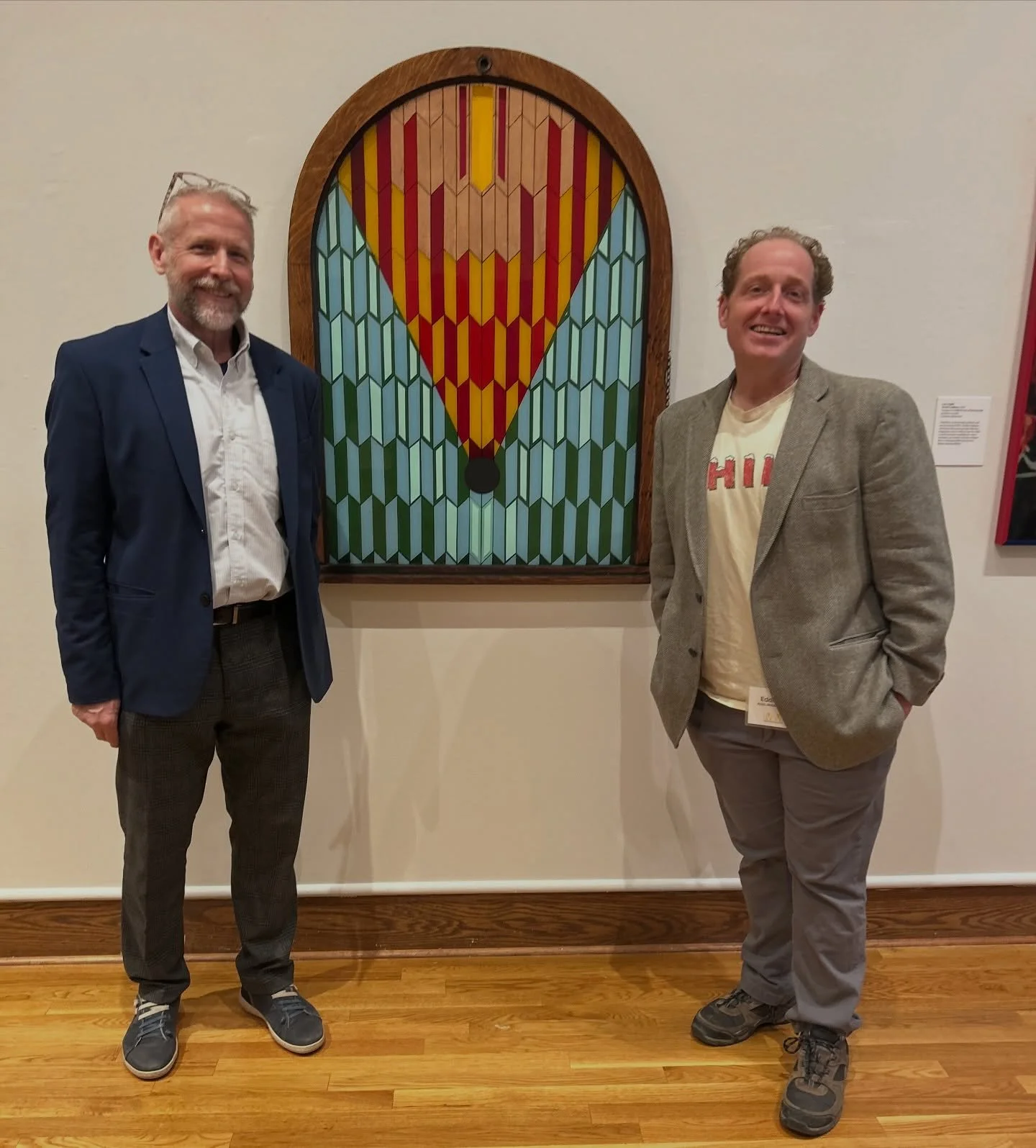 HUGE congratulations to Eddie for receiving the Mattatuck Museum Staff Selection Award for &ldquo;Quarrel&rdquo; in the Mixmaster 2026 exhibition! Pictured here with Museum Director Bob Burns.
Bravo! 👏✨🌟

@eddiehallart 
@mattatuck_museum