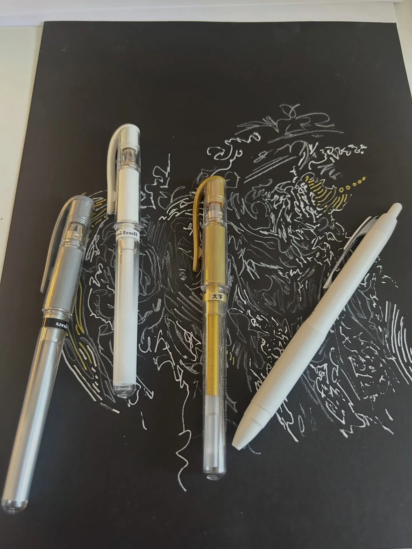 Happiness is new pens with good flow! 
❤️🖊️ I think these are my favorites; just had fun testing them out!

🌟uniball Signo Metallic Gel Impact Pens, Bold Point
🌟uniball 207 Plus+ Retractable Gel Pens, Medium Point, 0.7 mm