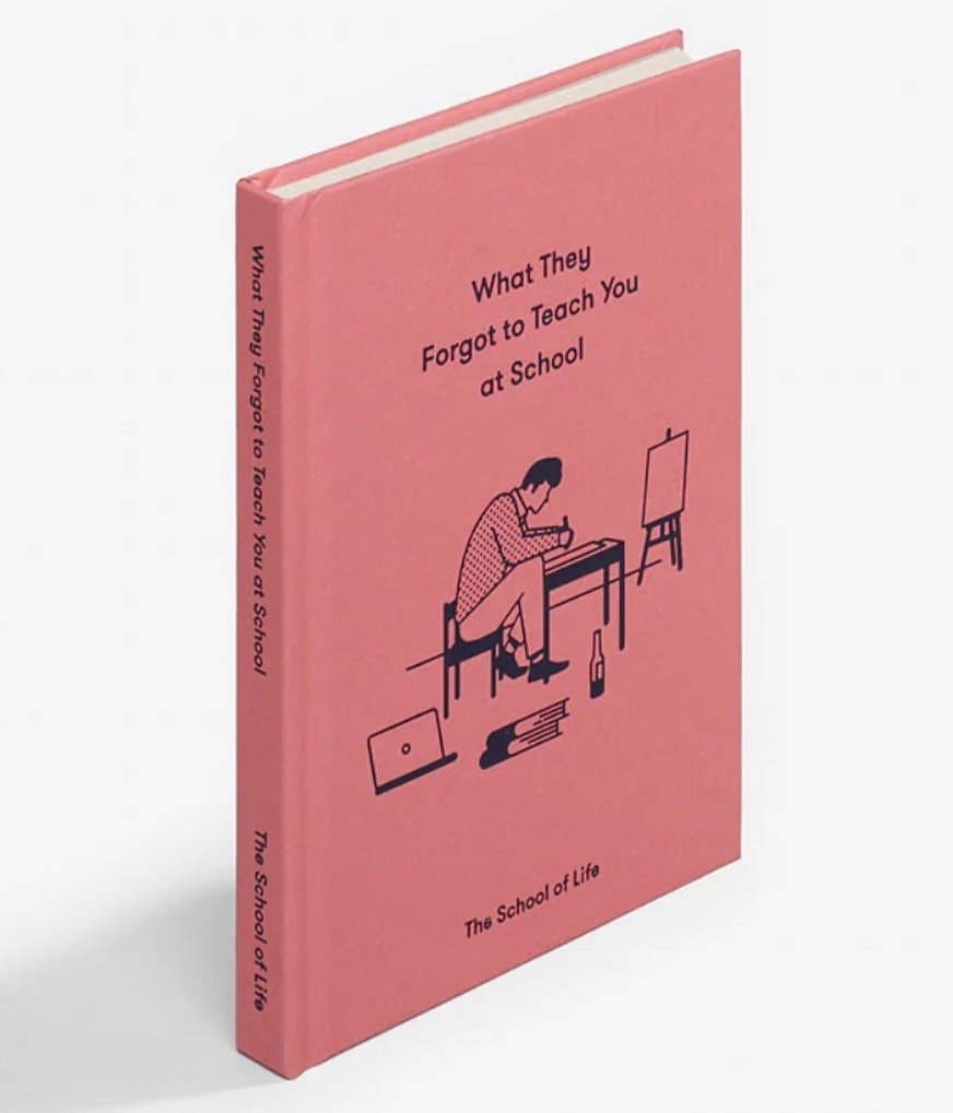 Hoy queremos compartir un libro que deber&iacute;a ser un must en la vida:

&ldquo;Lo que olvidaron ense&ntilde;arte en el colegio&rdquo; de
@theschooloflifelondon 

Es un recordatorio poderoso de que la verdadera educaci&oacute;n no es acumular info