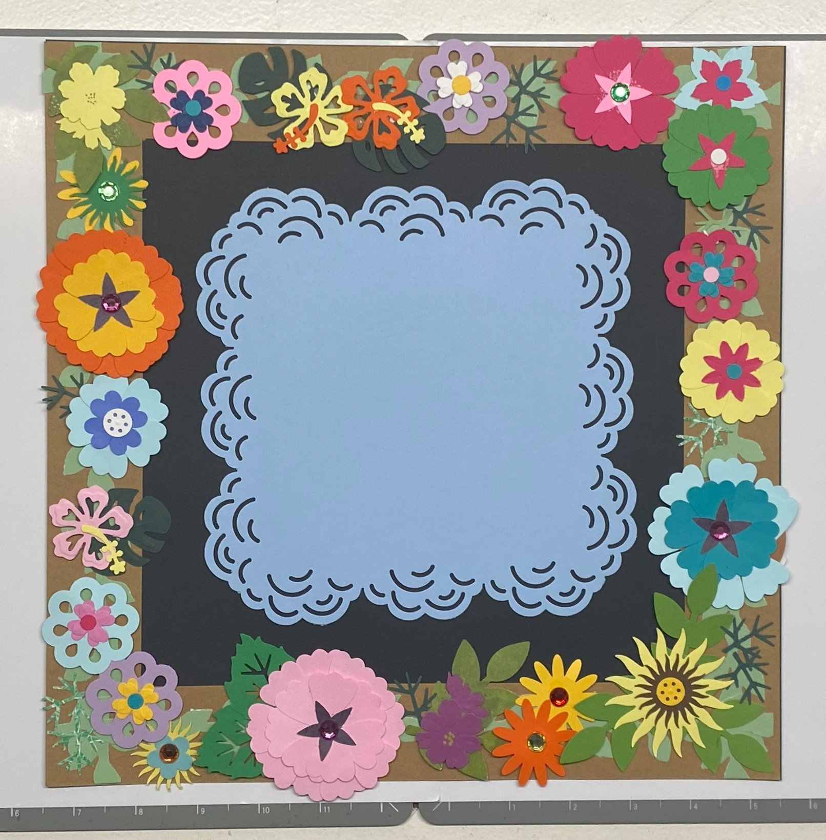 Floribunda! Multi-flowered Frame.jpeg