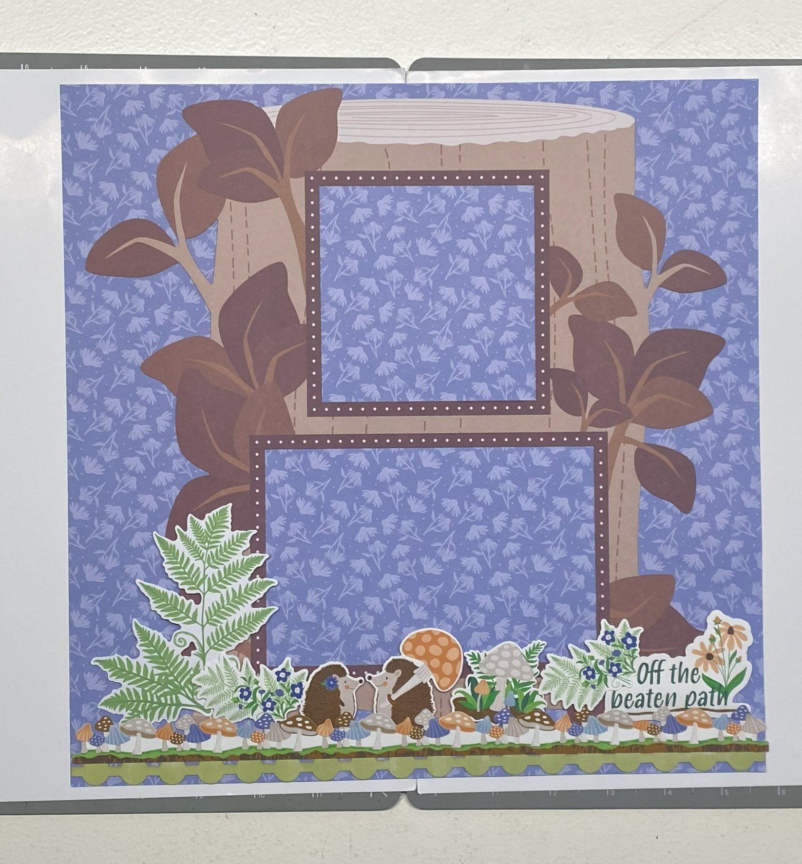 Hedgehogs and tree trunk frame.jpeg
