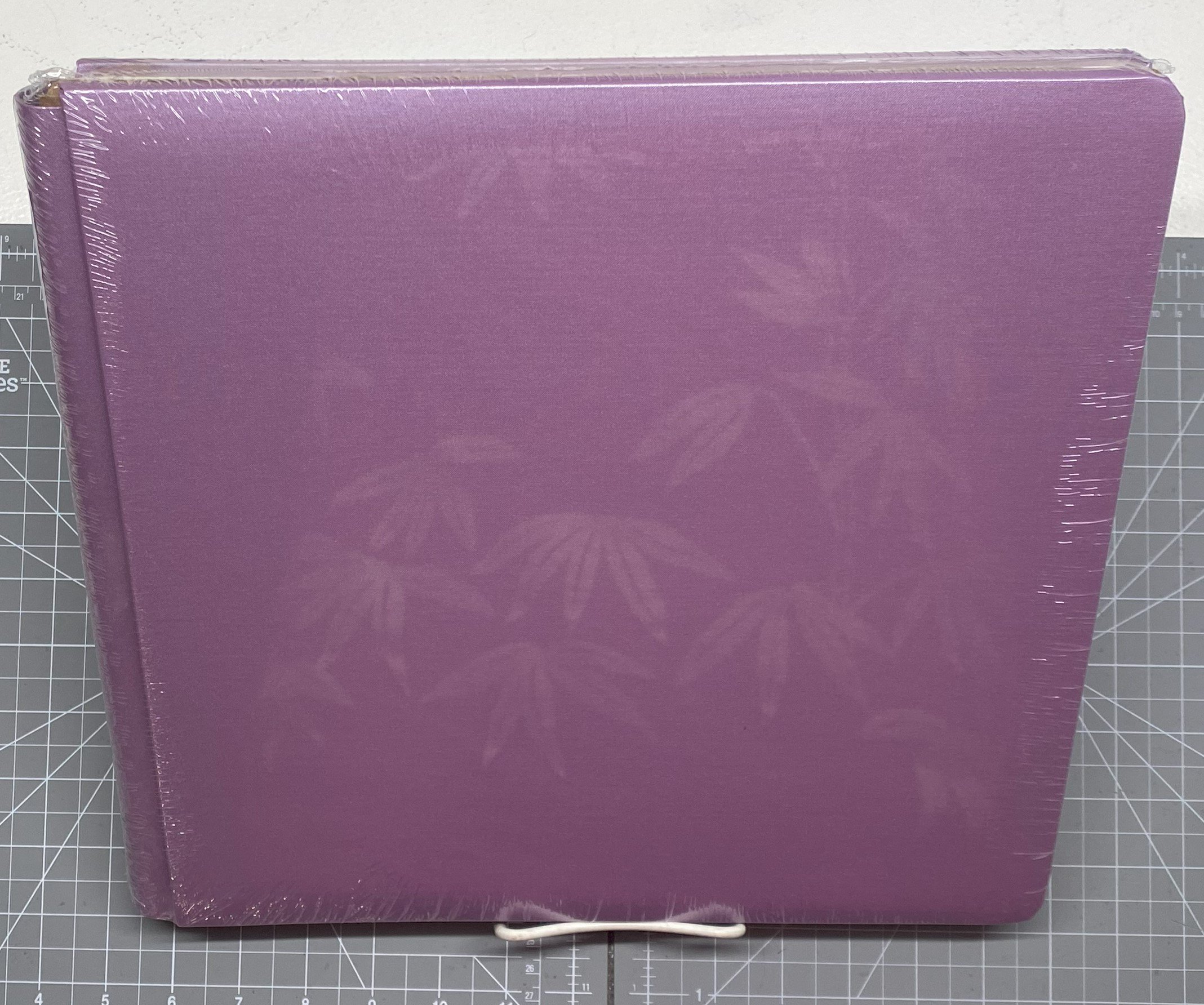 Hyacinth Shimmer Plain Bookcloth Album Cover Set.jpeg