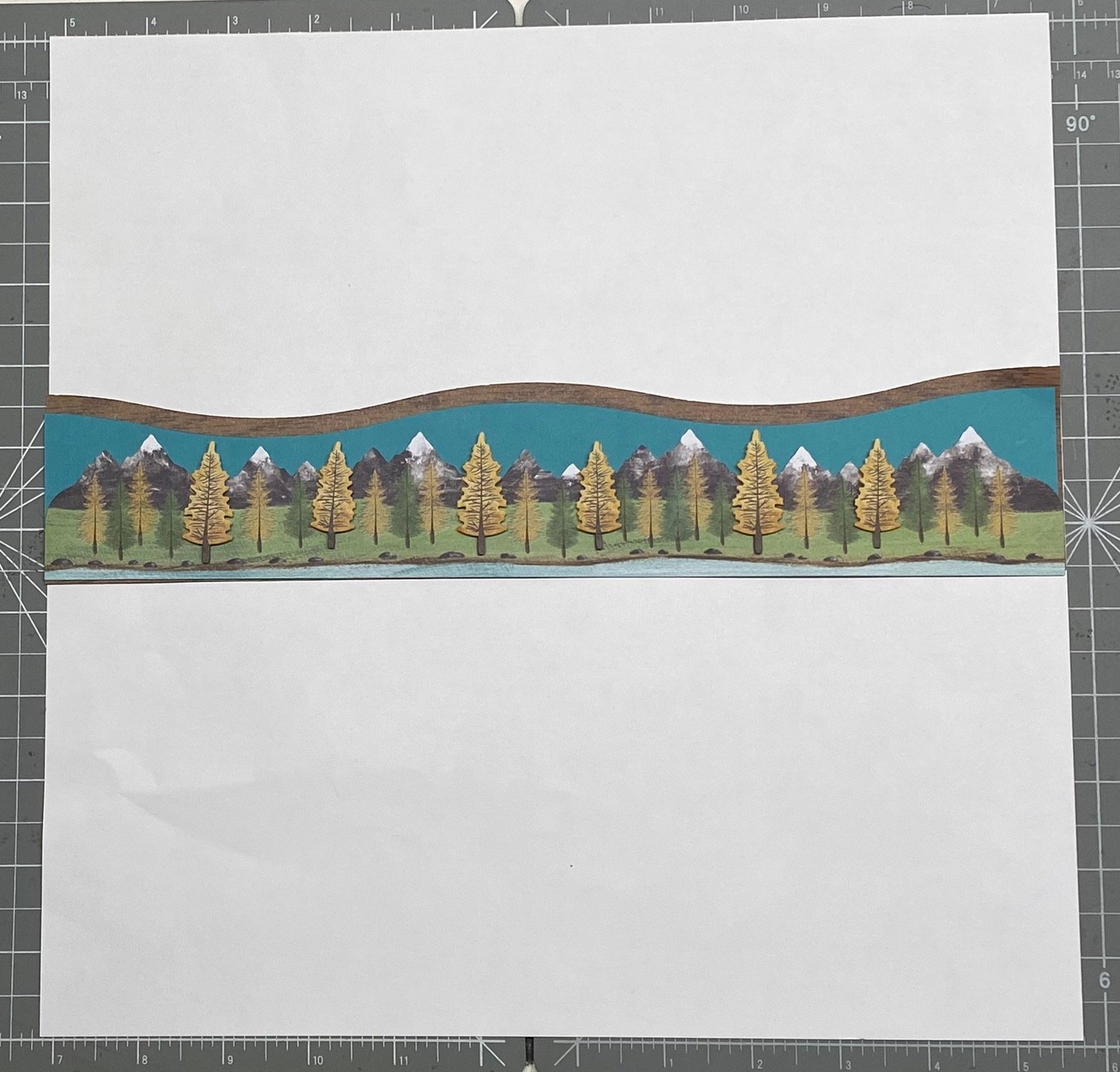 Mountains & Pine Trees Scene 12-inch border