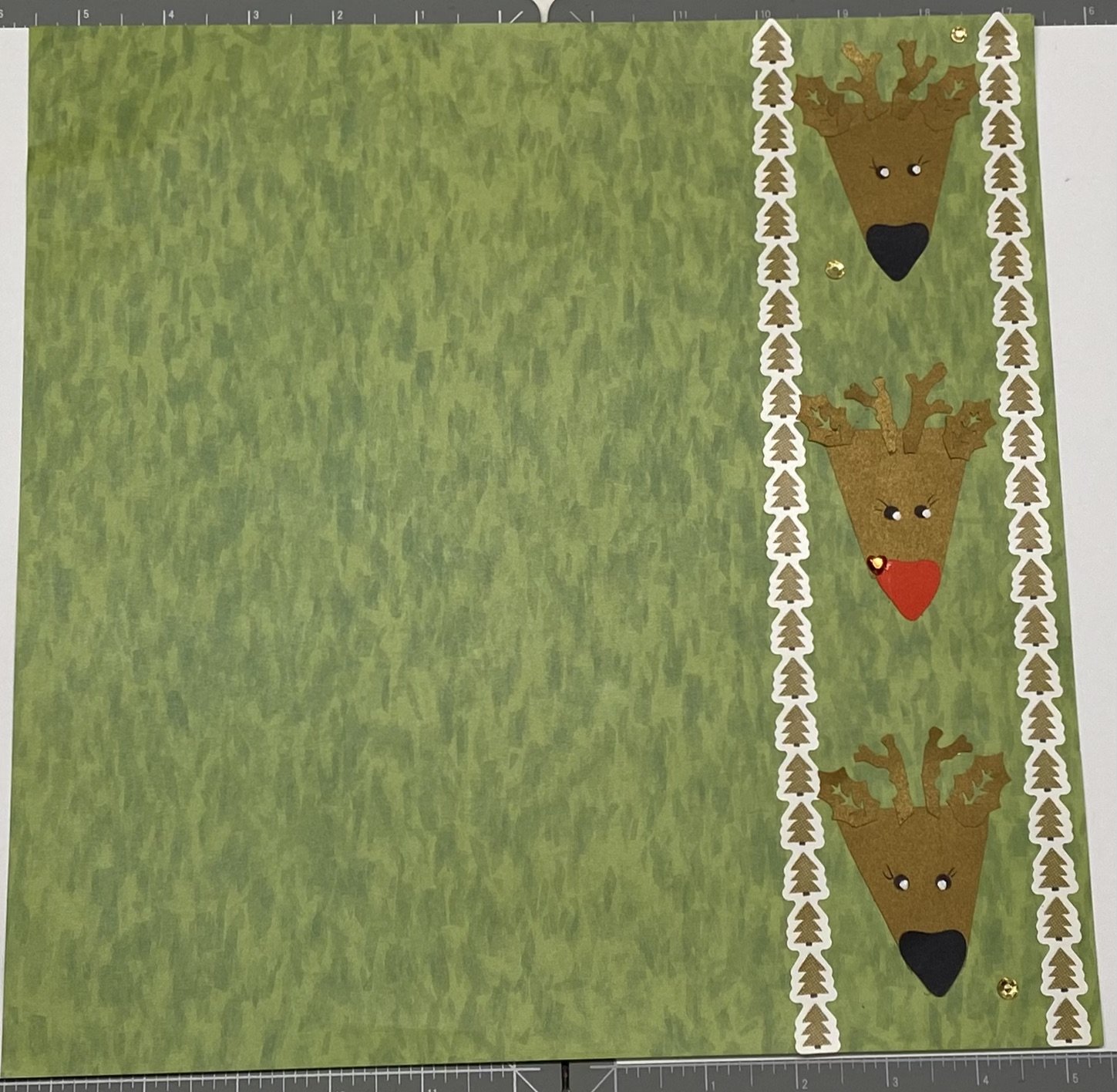 3 Deer Border.jpeg