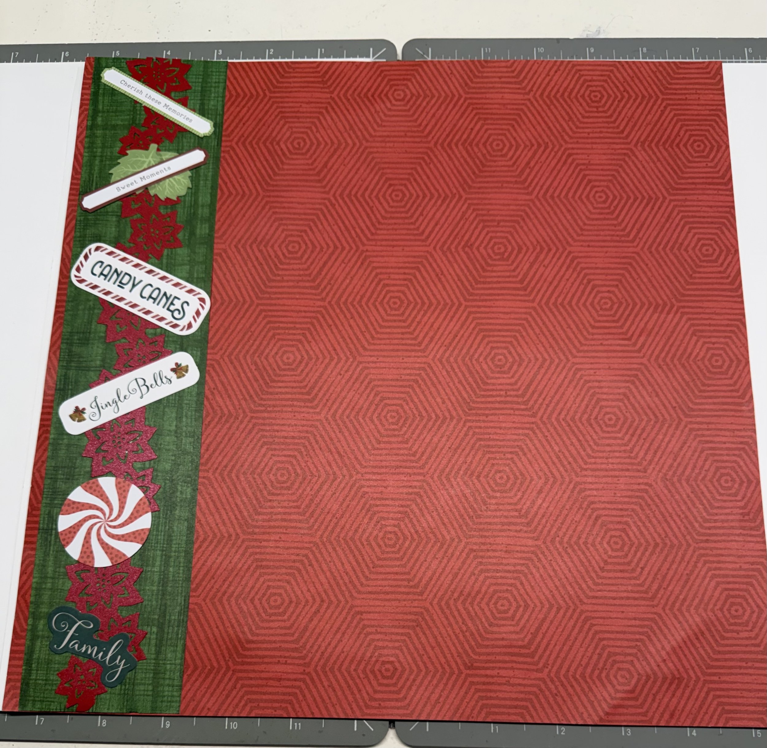 Back Peppermint bows with border.jpg