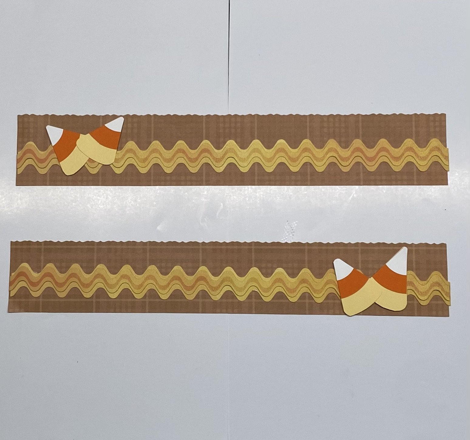 Candy Corn Ripple border.jpeg