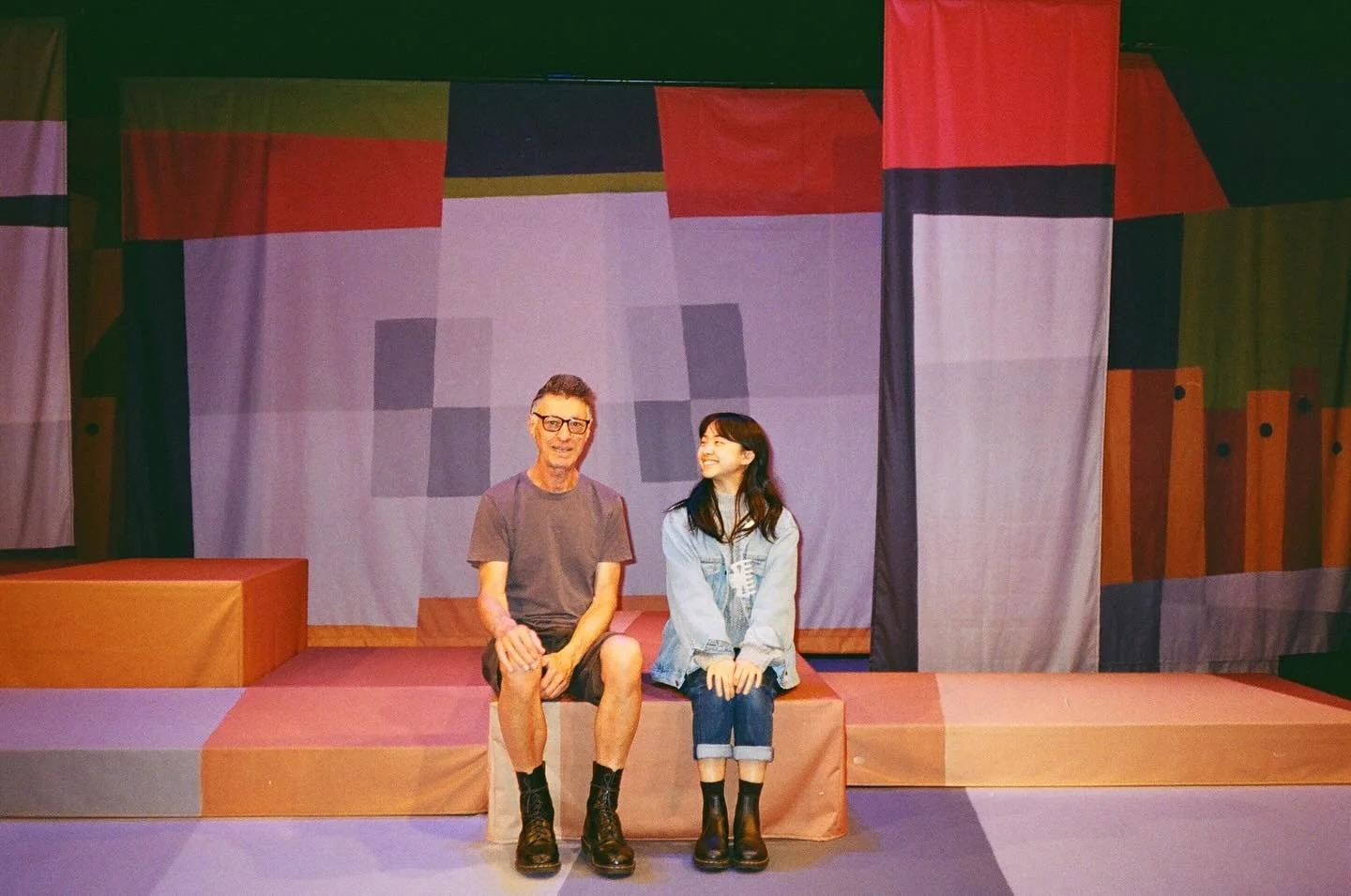 10 snaps from 2025 as caught on film (ft. a few healthy doses of pink, and lots and lots of beautiful people 💖)

1 - a mentor and his mentee
2 - body story shenanigans
3 - my day ones
4 - voice memos from outer space
5 - a taniwha of a show
6 - like