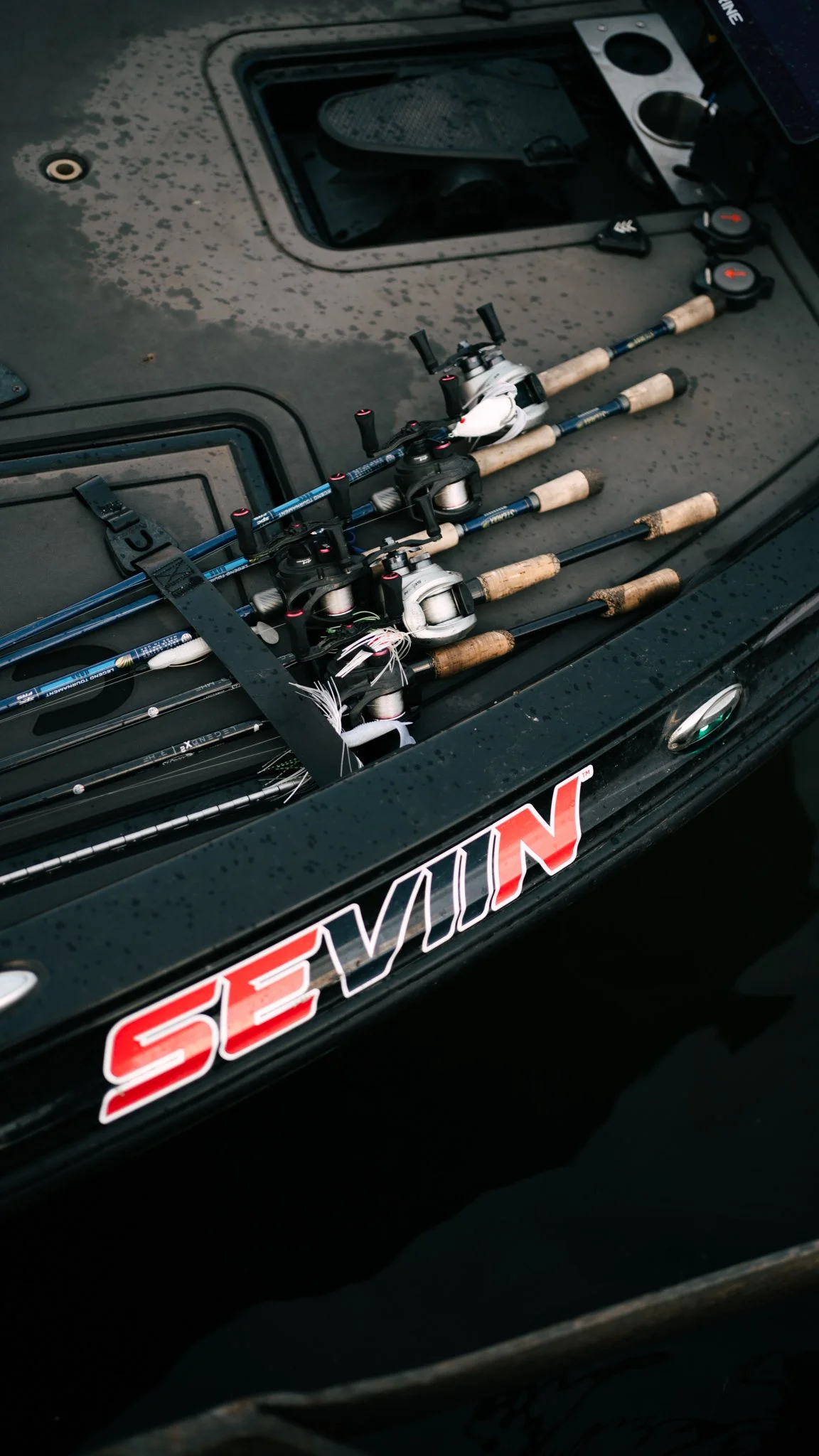 bassmaster elites 2026 jt thompkins.jpg