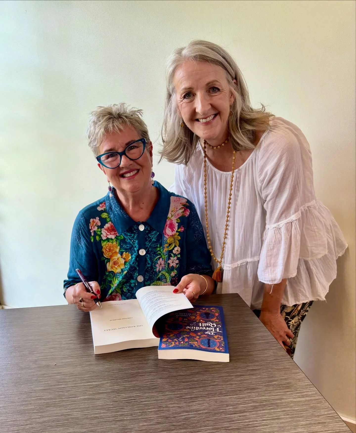 Another author talk but this time I was sitting back in the audience listening to the delightful @chrissiebellbrae in a fascinating conversation with @claudinetinellis about her books The Florentine Quilt and The Romanov Secret. @avaloncommunitylibra